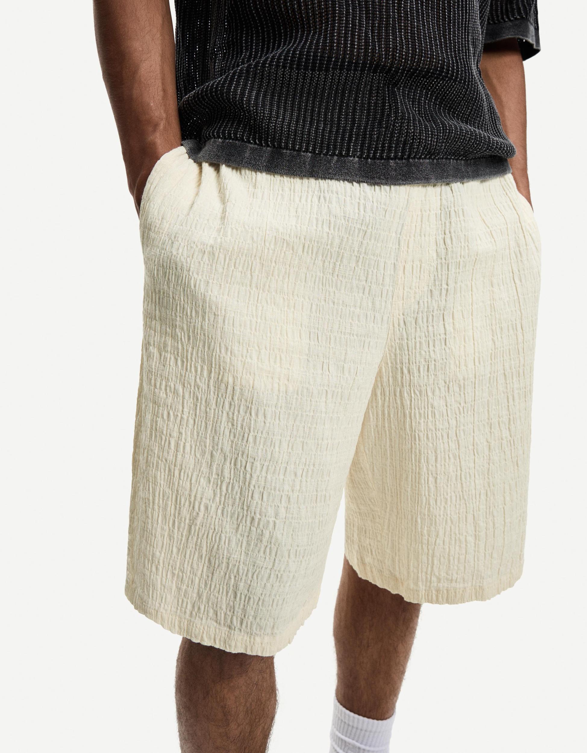 Textured Bermuda sweat shorts Product Image
