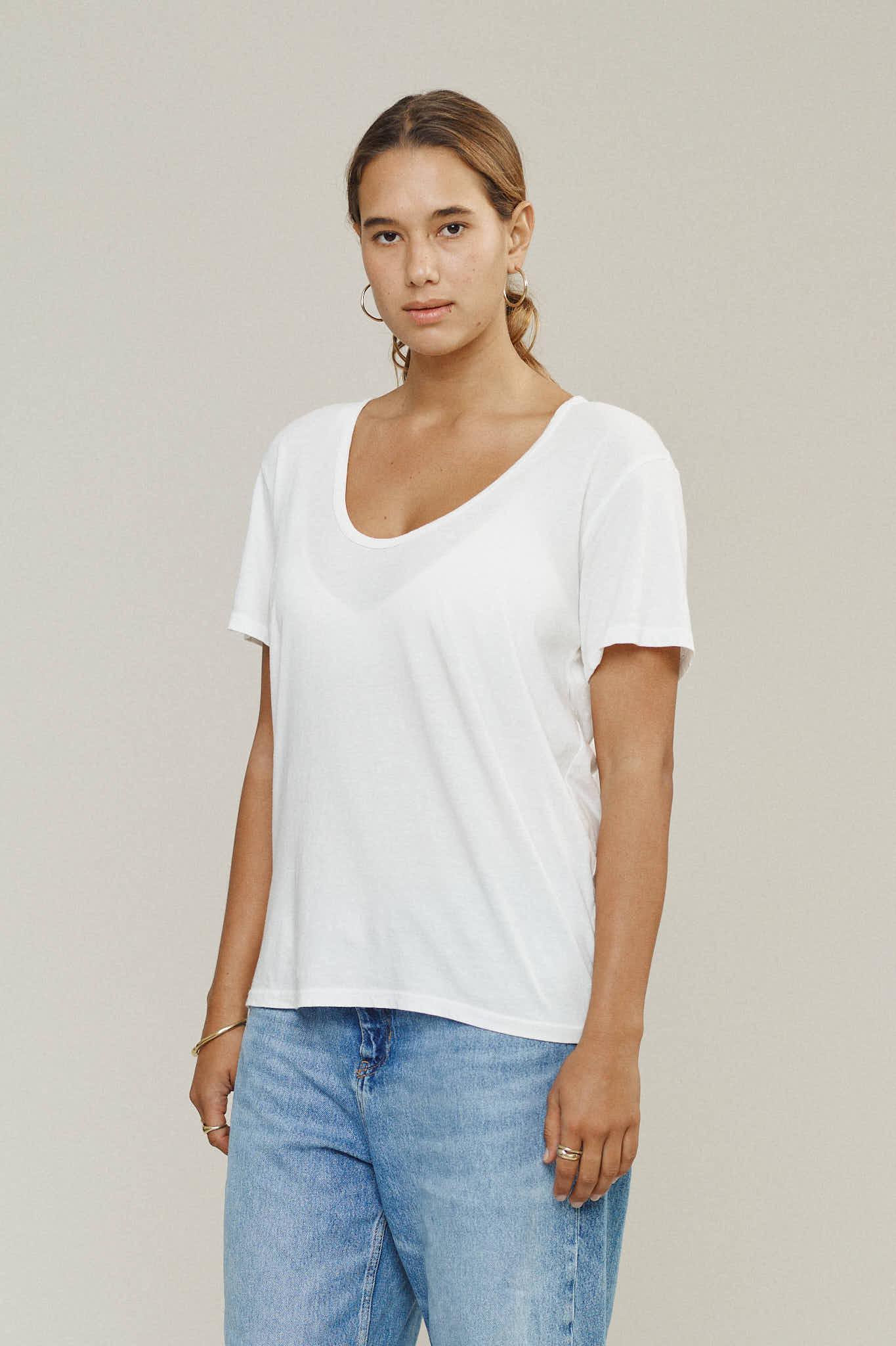 Zuma Scoop Neck Tee Female Product Image