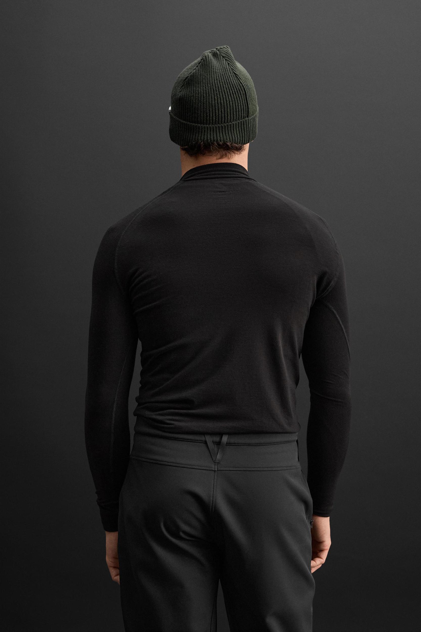 ZIPPER COLLAR SHIRT Product Image