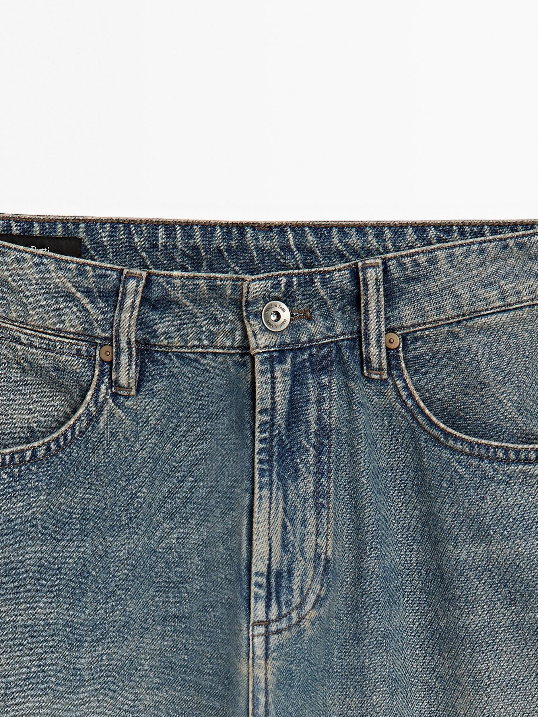 Tapered fit jeans Product Image