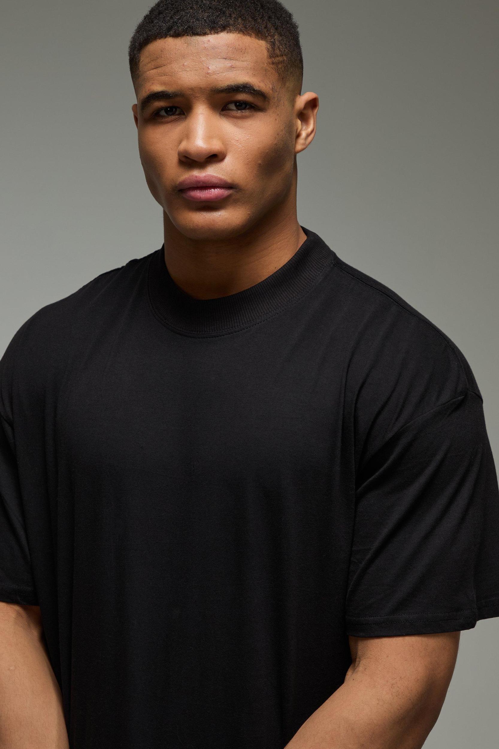 MAN Active NYC Running Club Oversized T-Shirt | boohooMAN USA Product Image