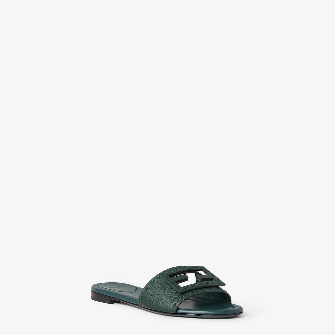 MIDNIGHT small clutch in satin Product Image