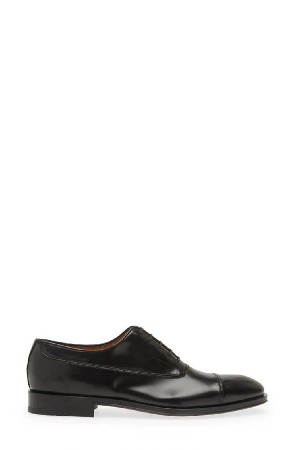 FERRAGAMO Riley Leather Oxford In Black Product Image