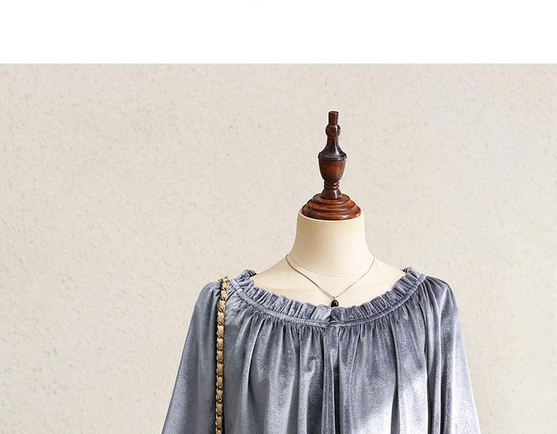 Balloon Sleeve Crew Neck Frill Velvet Blouse Product Image