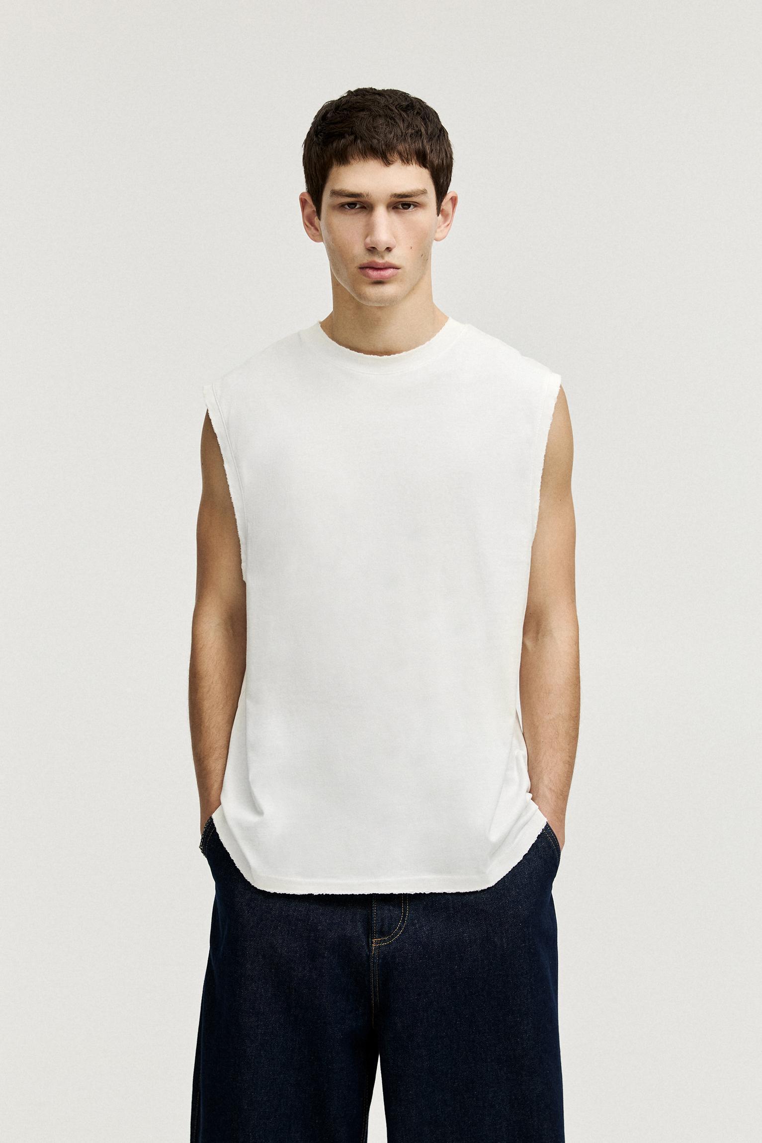 Washed sleeveless T-shirt Product Image