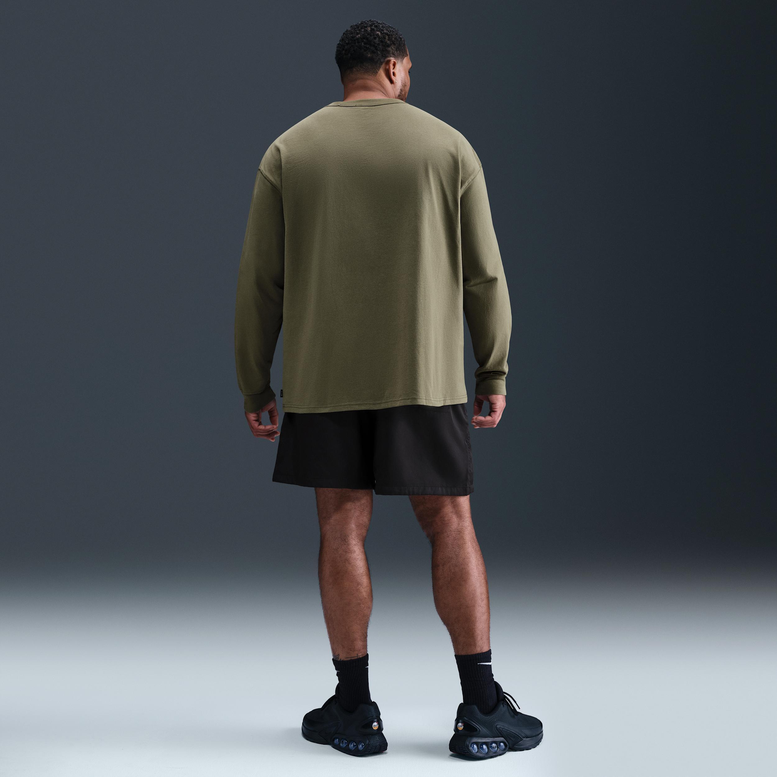 Mens Nike Sportswear Premium Essentials Long-Sleeve Pocket T-Shirt | DR7929-222 Product Image