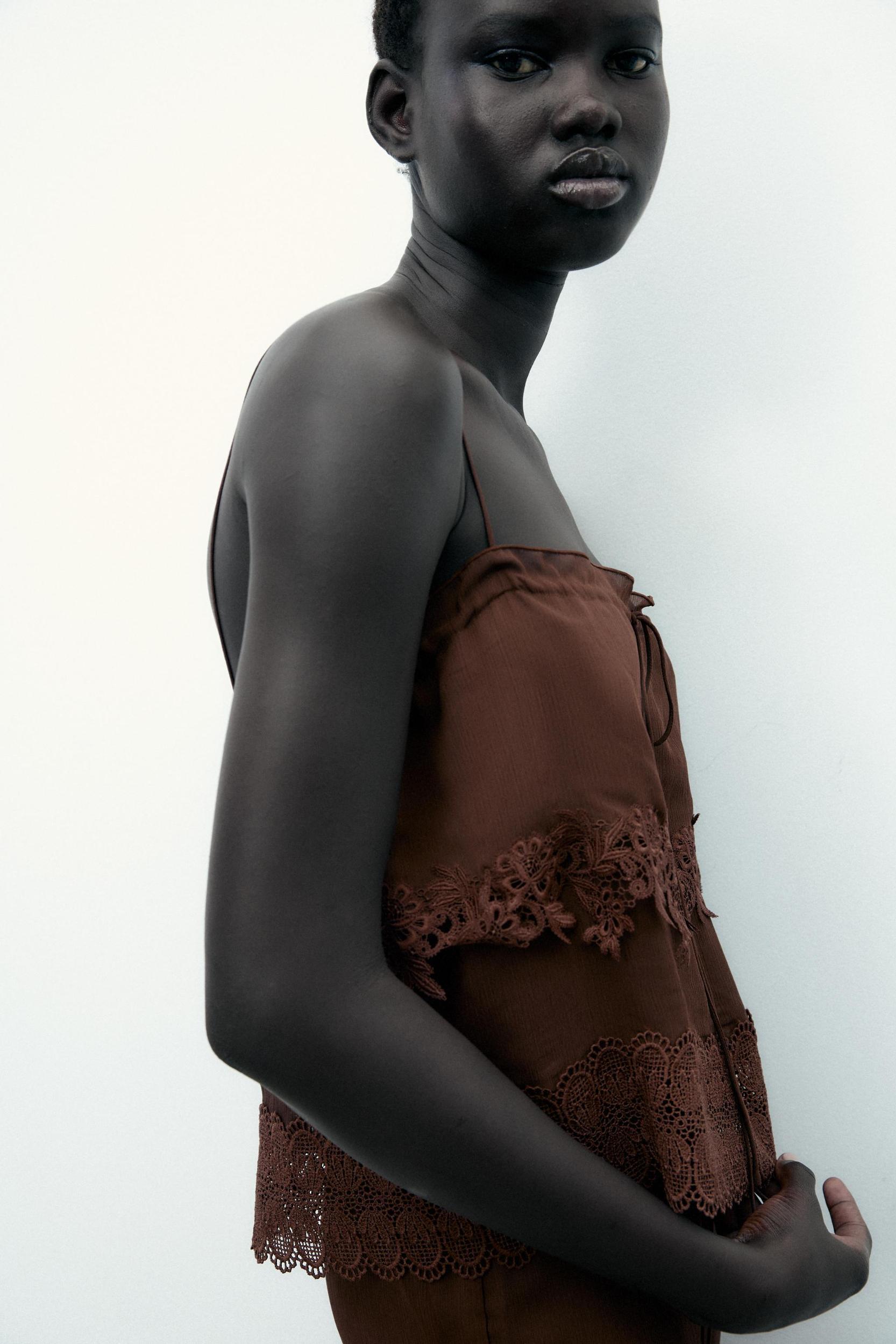 LACE STRAP TOP Product Image