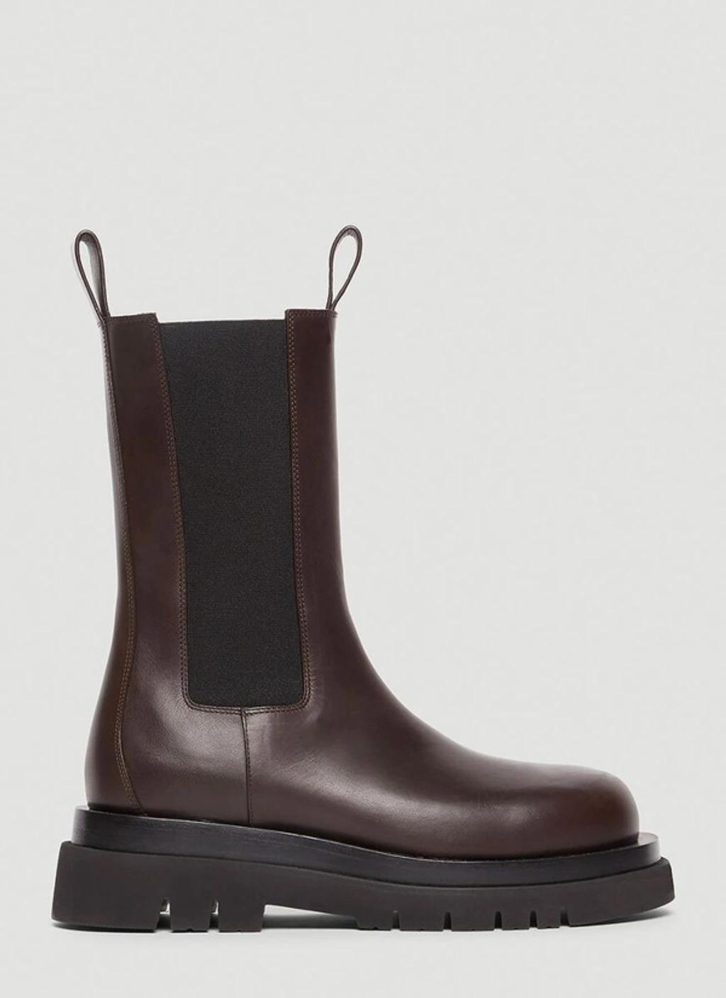 Lug Rubber-trimmed Leather Chelsea Boots In Nero Product Image