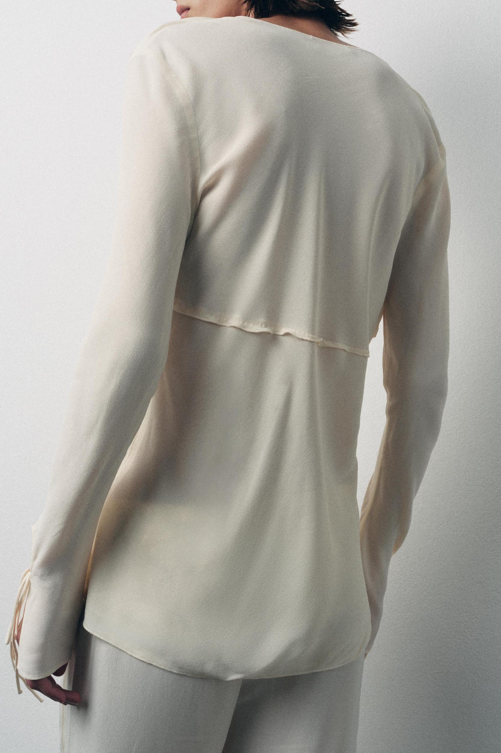 FRONT TIE SHIRT Product Image