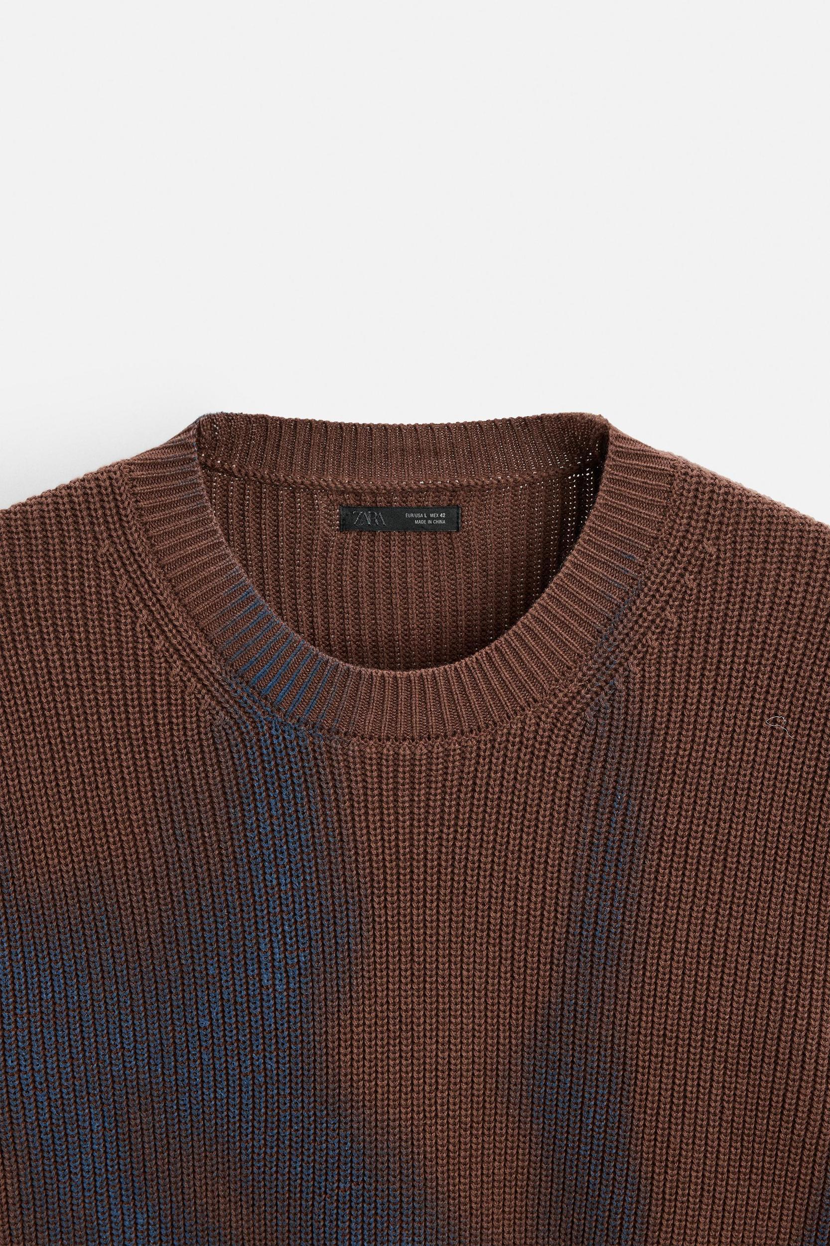 SPRAY PRINT SWEATER Product Image