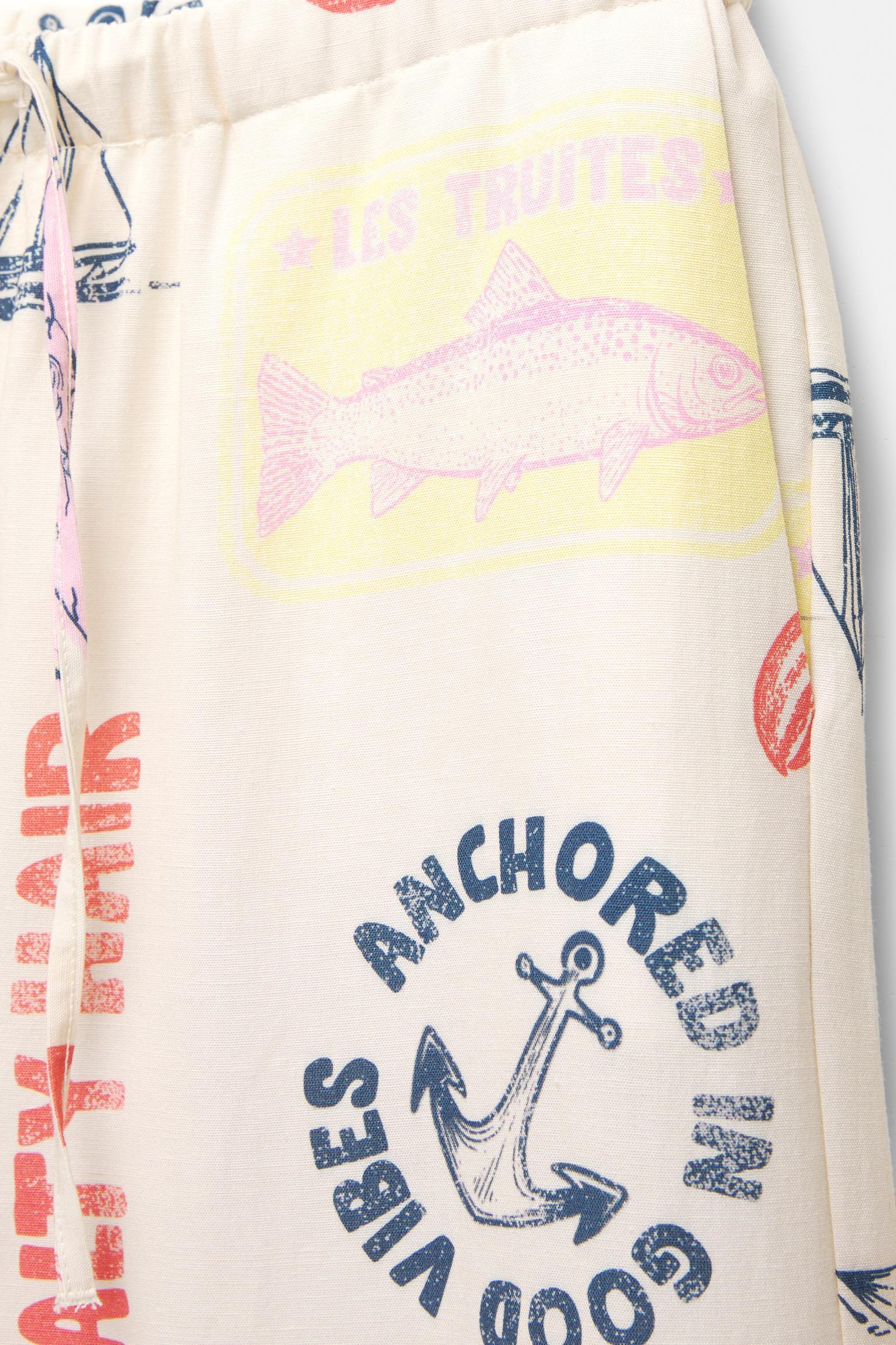 Rustic printed pants Product Image