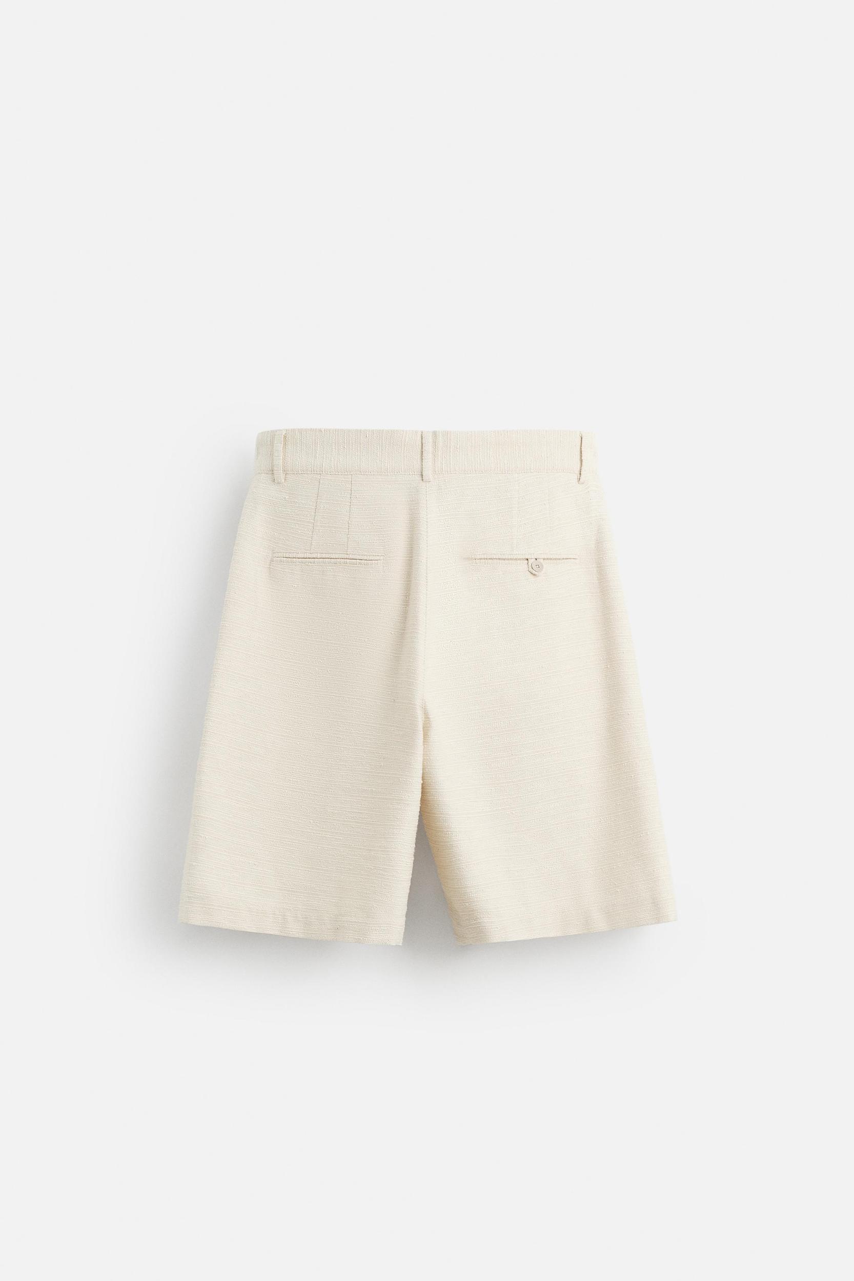TEXTURED SHORTS Product Image