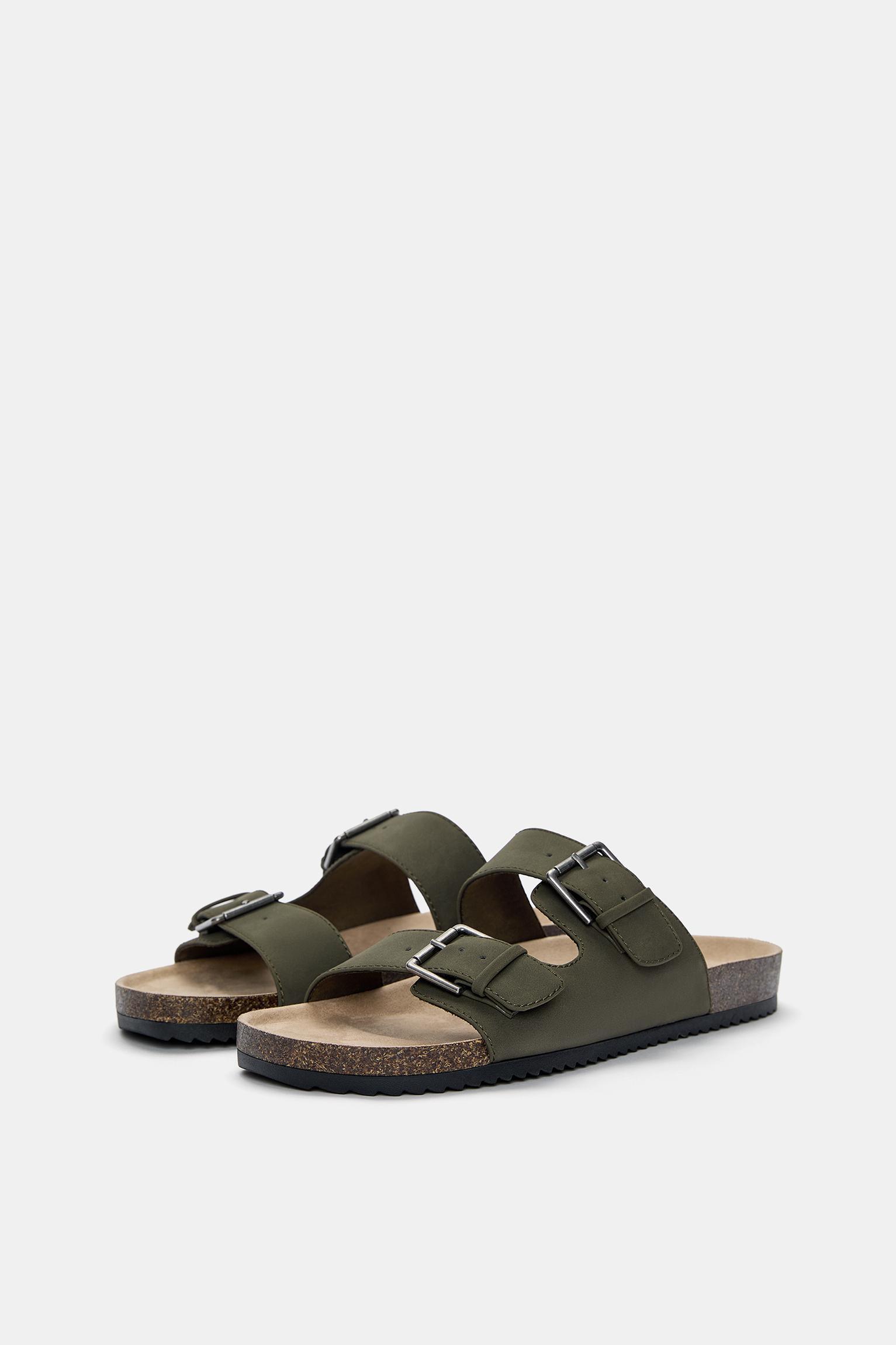 Buckled sandals Product Image