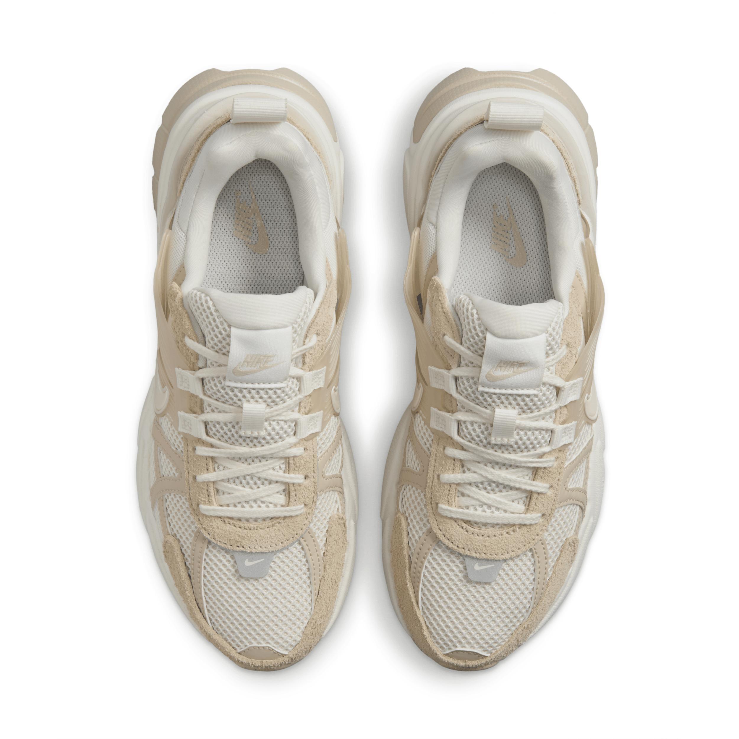 Nike Womens V2K Run Casual Shoes Product Image