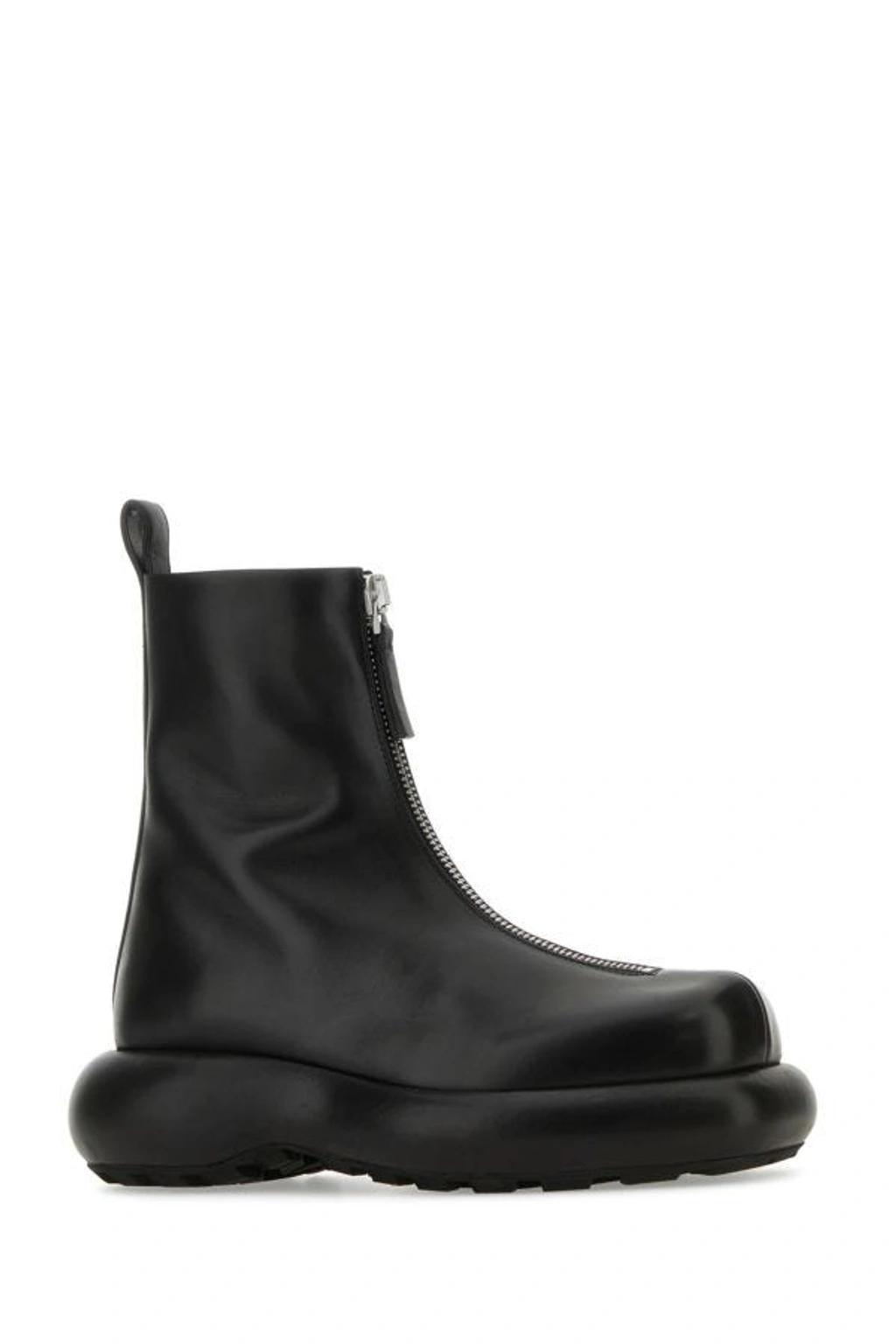 Zip-up Leather Boots In Black Product Image