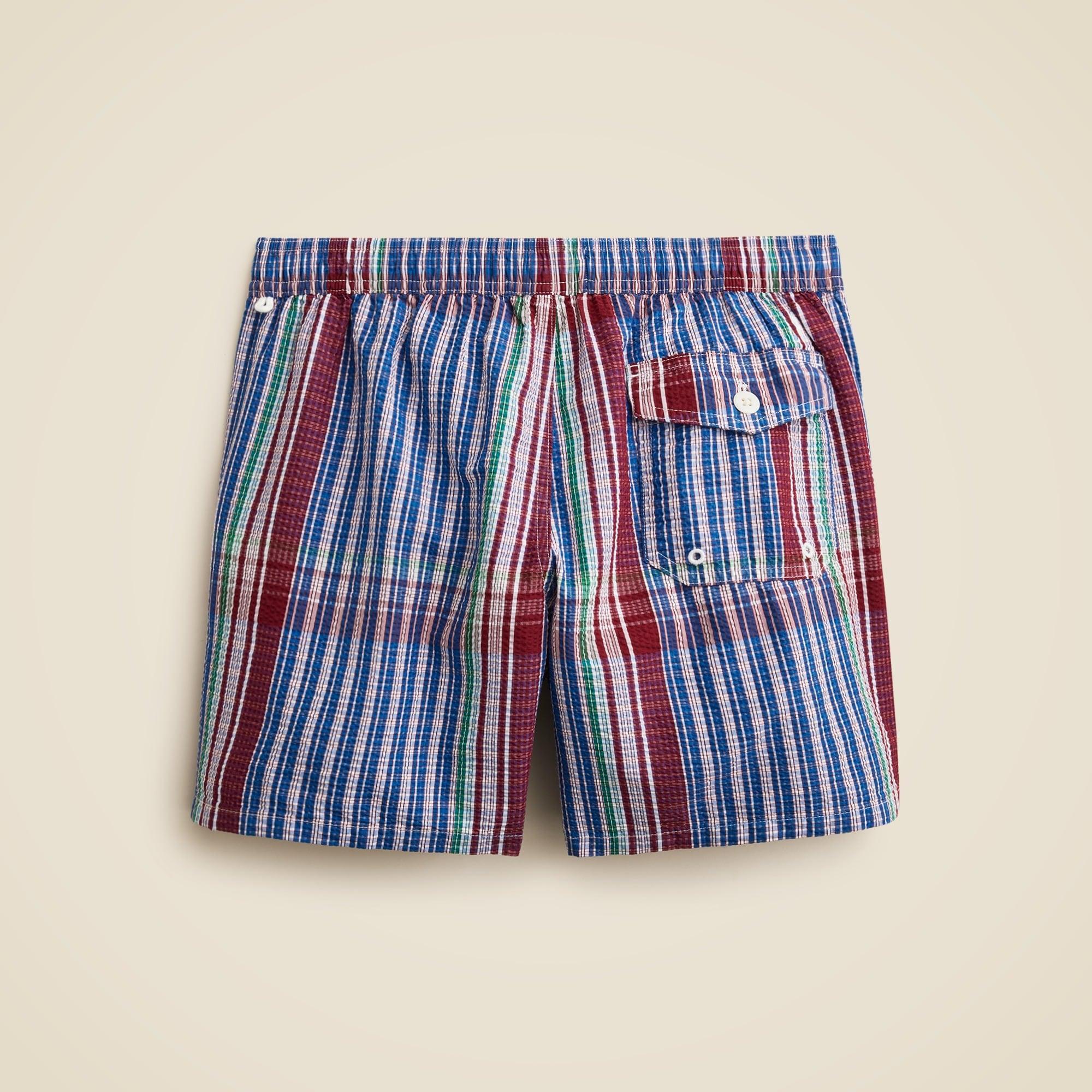 6" swim trunk in seersucker plaid Product Image