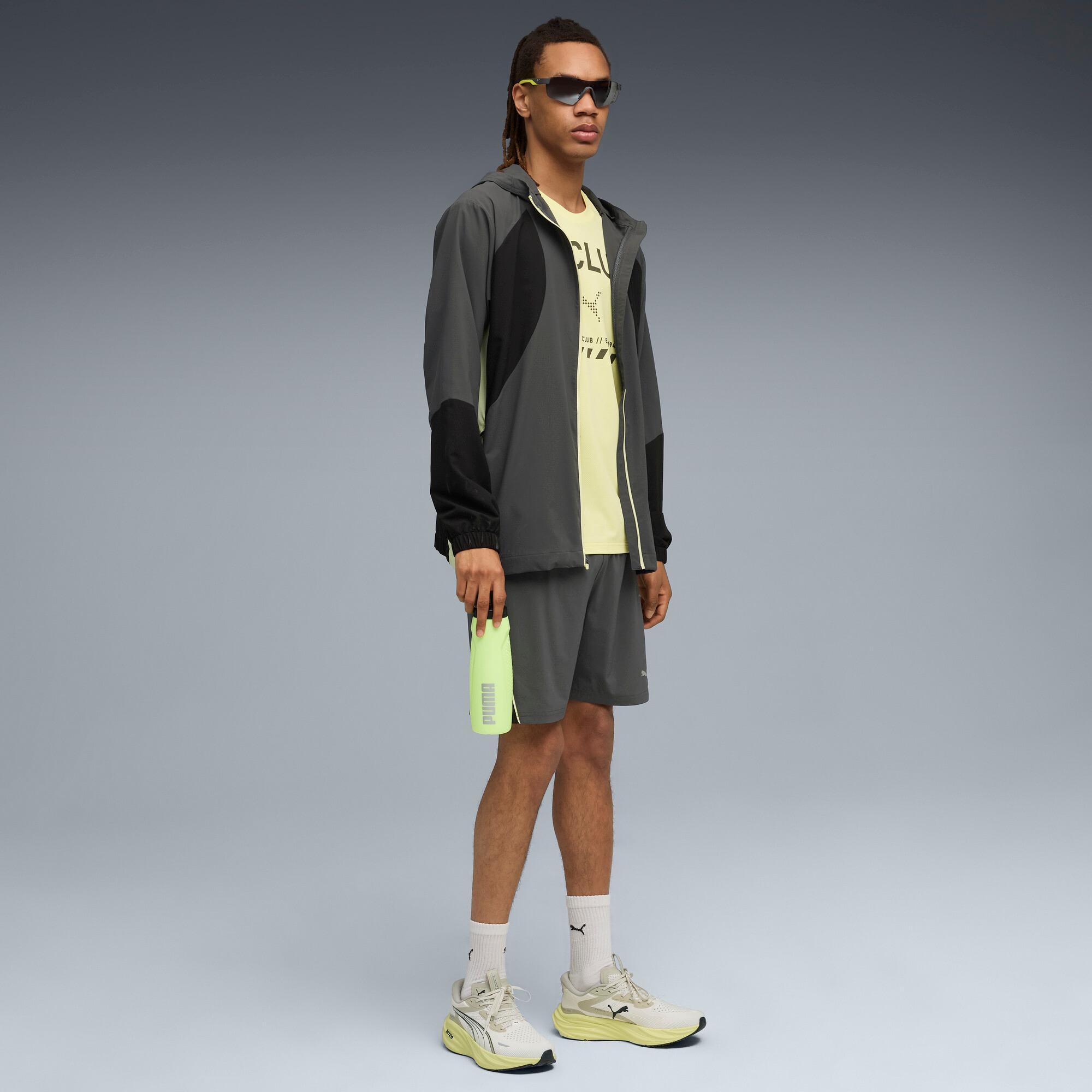 PUMA RUN ULTRAWEAVE HOODED JACKET Men in Dusky Grey Product Image