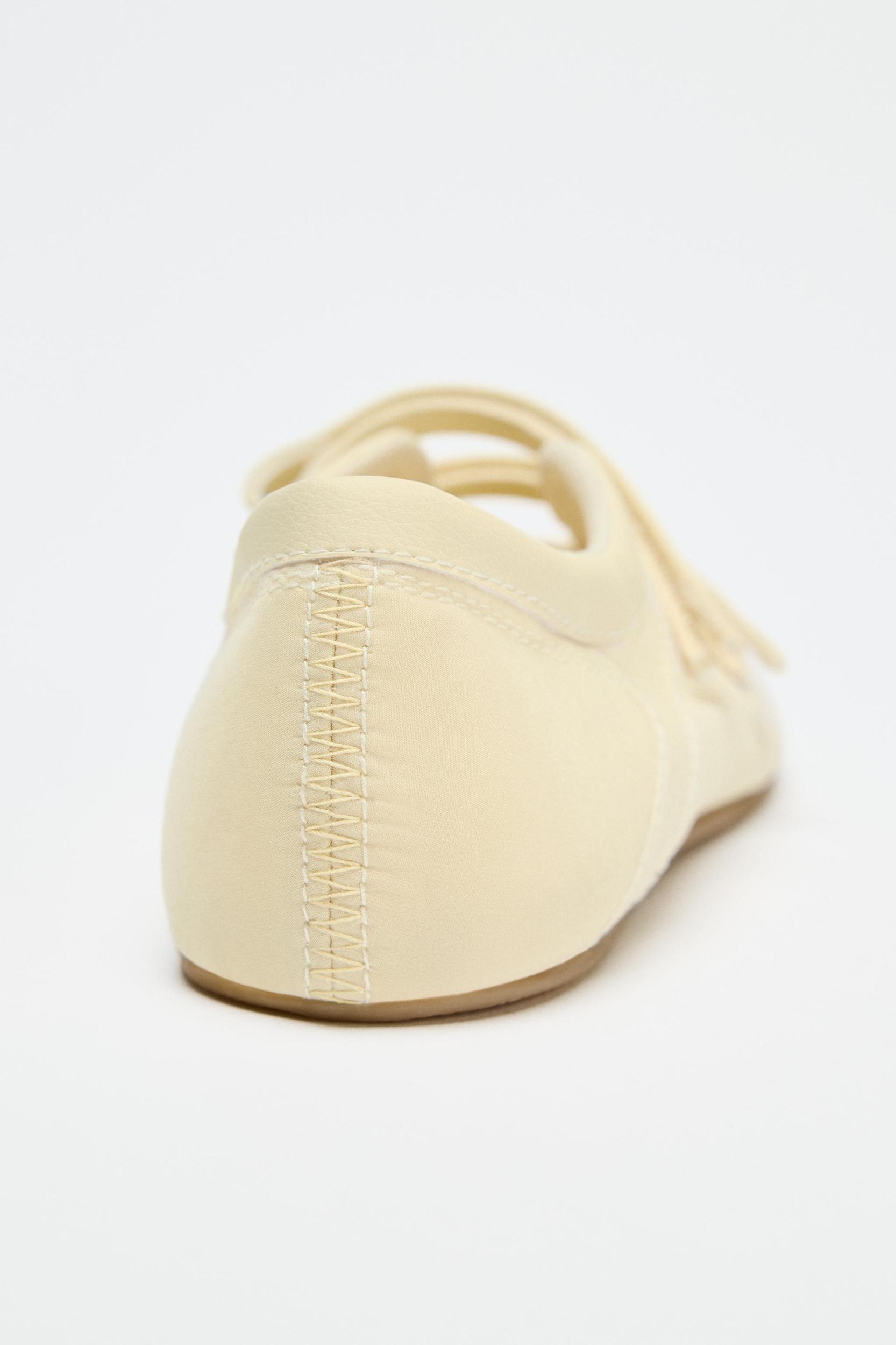 SATIN EFFECT TOPSTITCHED BALLET FLATS Product Image