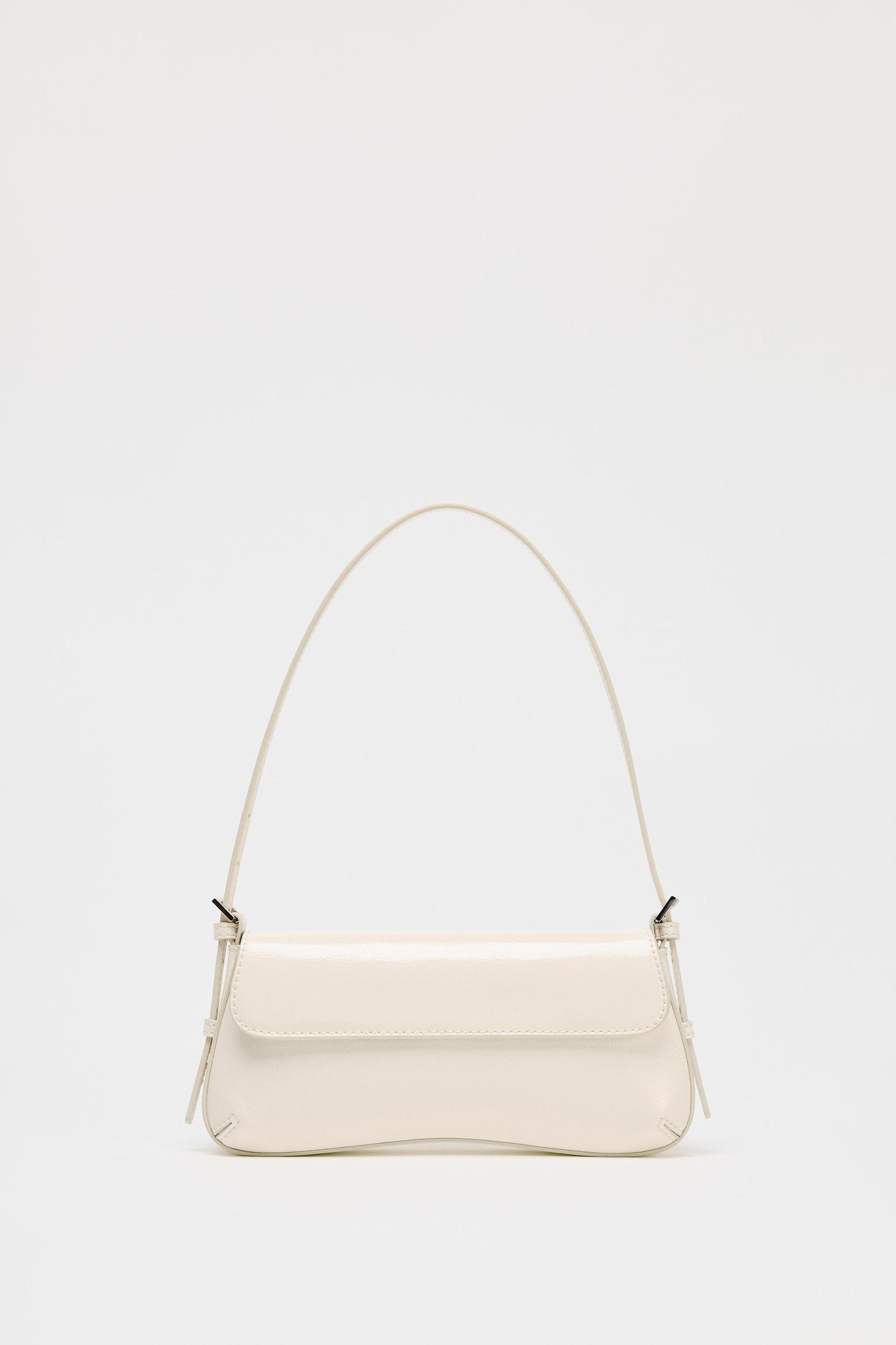 FLAP SHOULDER BAG Product Image
