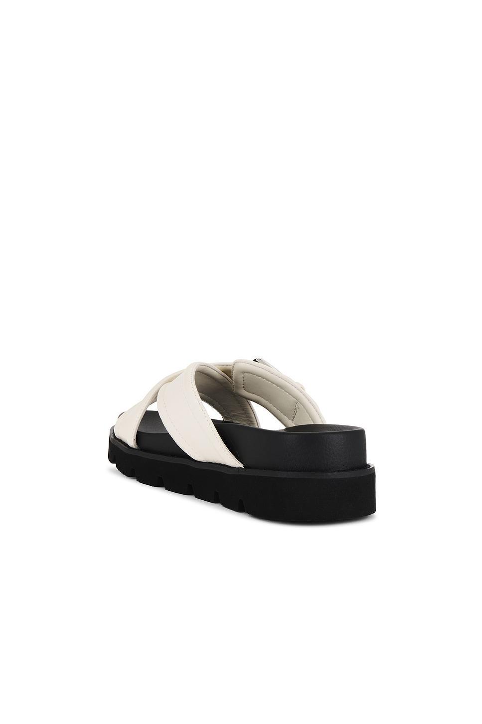 Liv Sandal RAYE Product Image