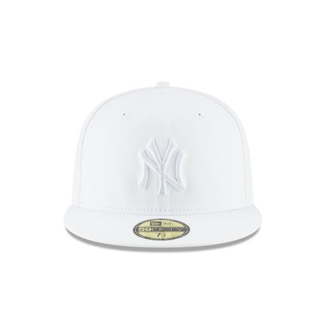 New York Yankees Whiteout Basic 59FIFTY Fitted Hat Male Product Image