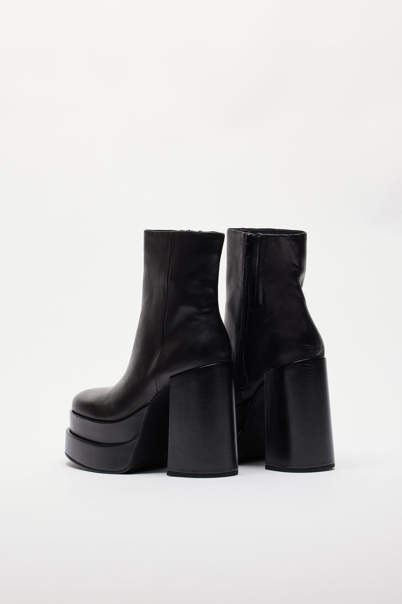 STEVE MADDEN - Cobra Platform Boot Product Image