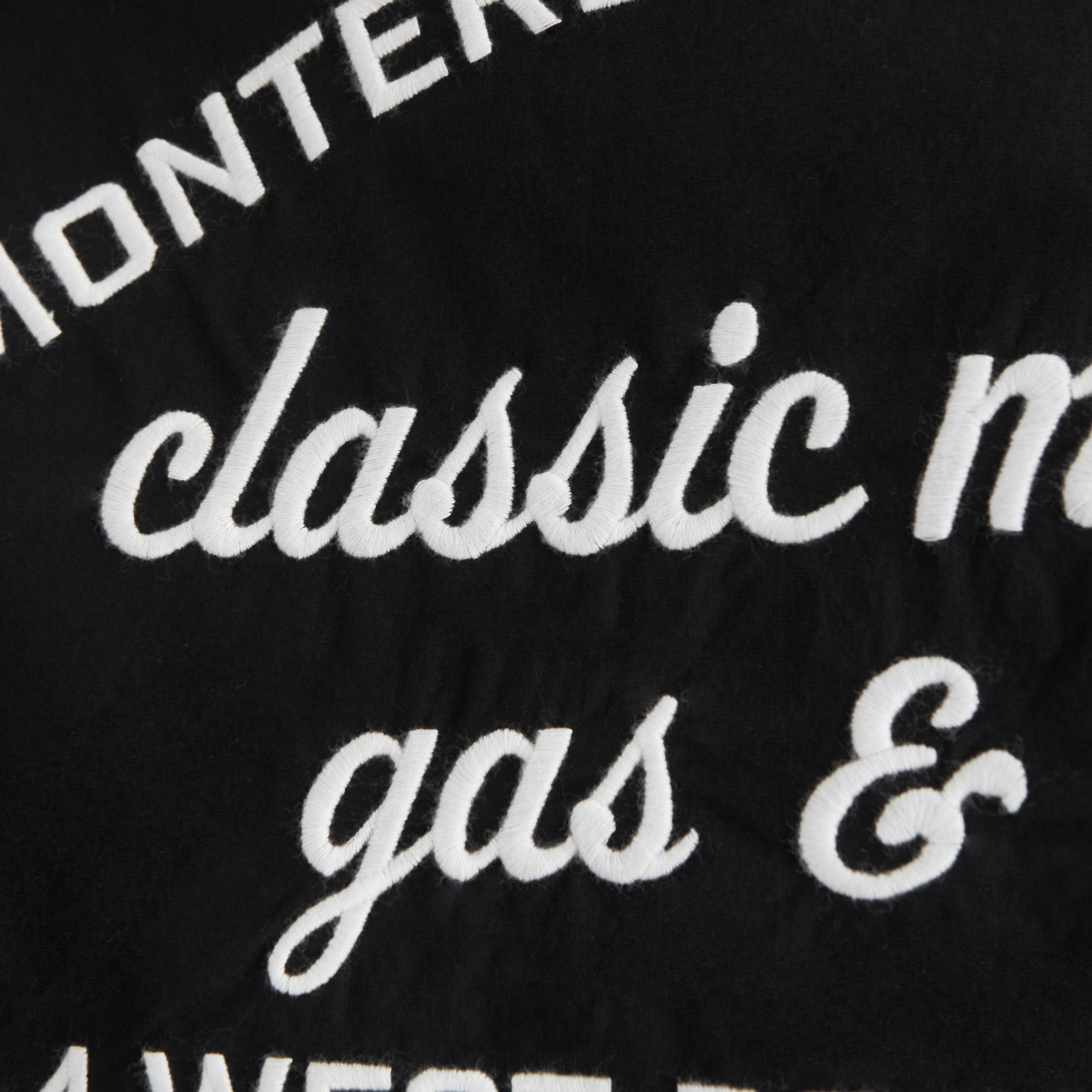 Short-Sleeve Cropped Poplin Graphic Button-Up Shirt Product Image