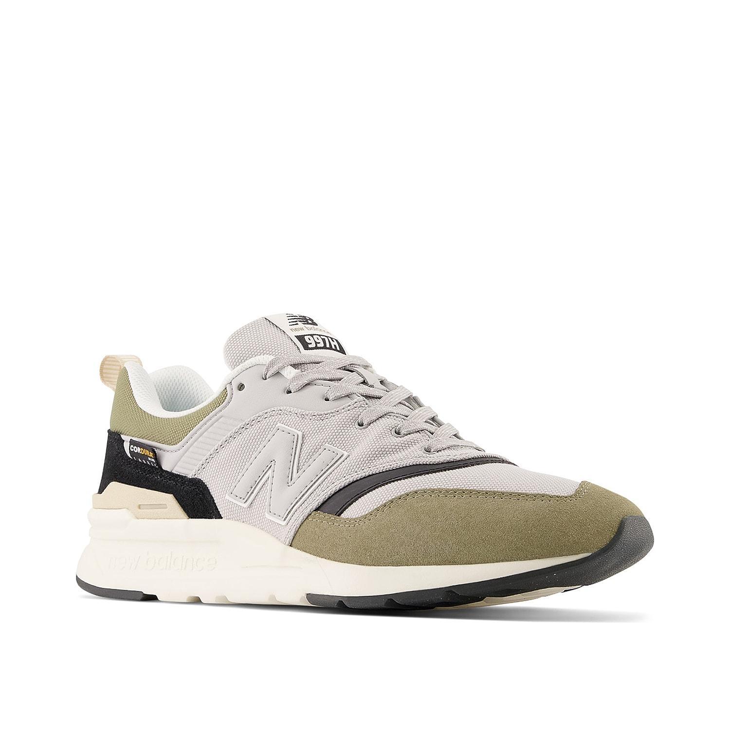 New Balance Men's 997H Sneaker Running Sneakers Product Image