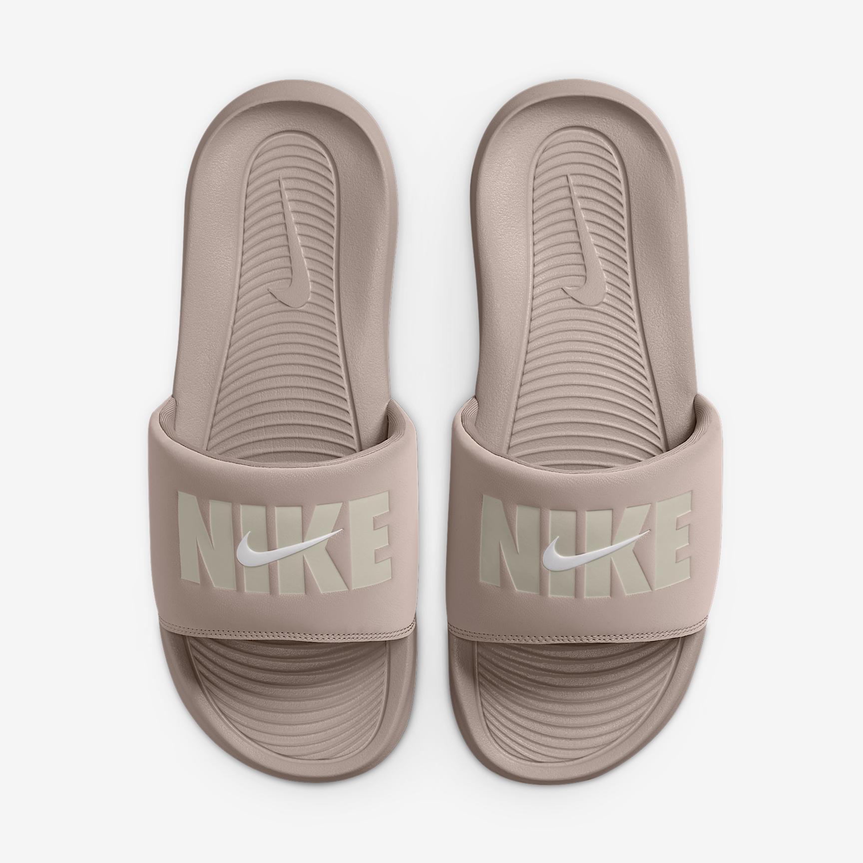 Nike Mens Victori One SE Slides | HQ2124-400 Product Image