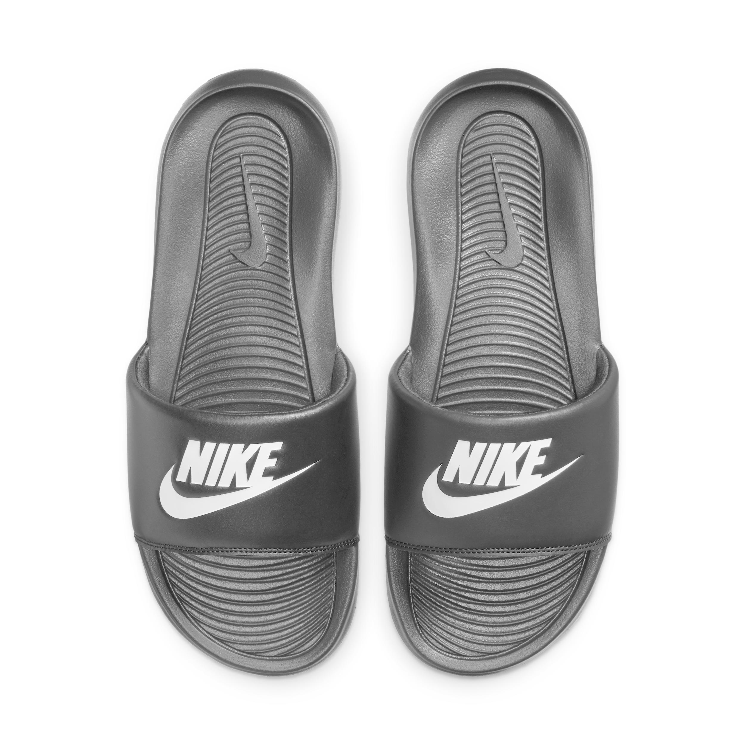Nike Mens Victori One Slides | CN9675-002 Product Image