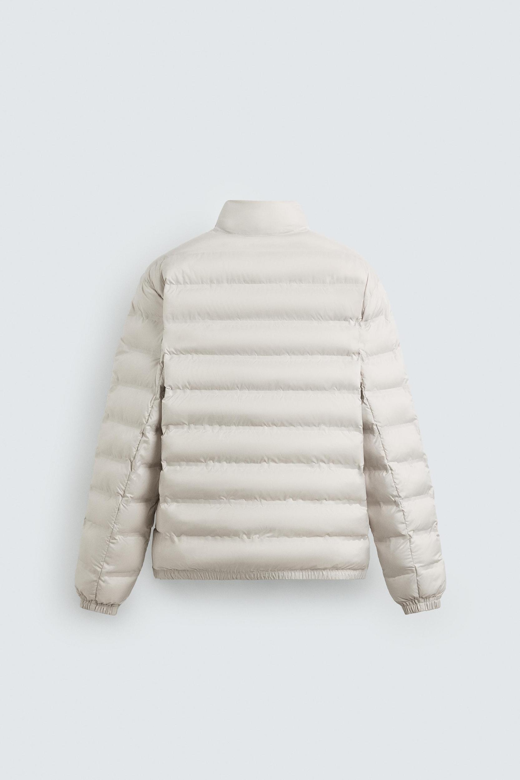 LIGHTWEIGHT WATER REPELLENT PUFFER JACKET Product Image