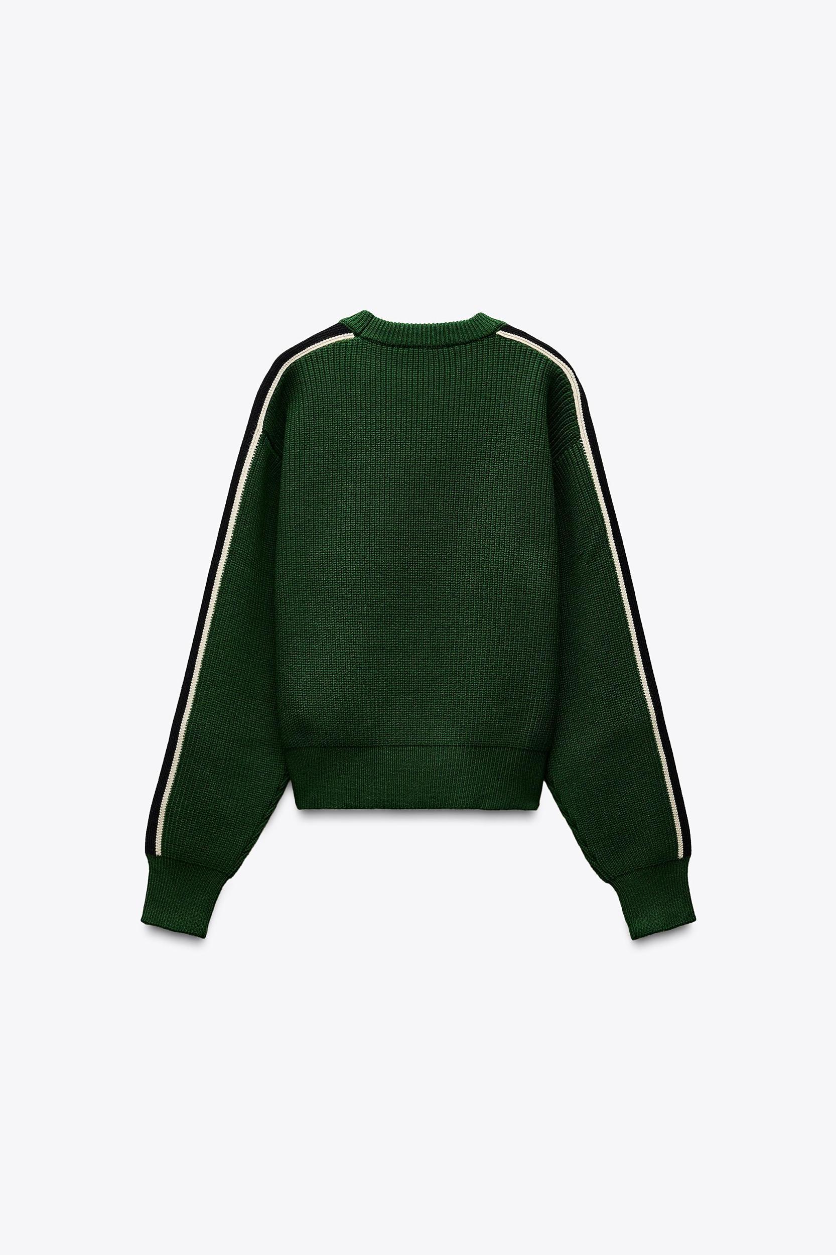 KNIT SWEATER WITH SIDE STRIPE Product Image
