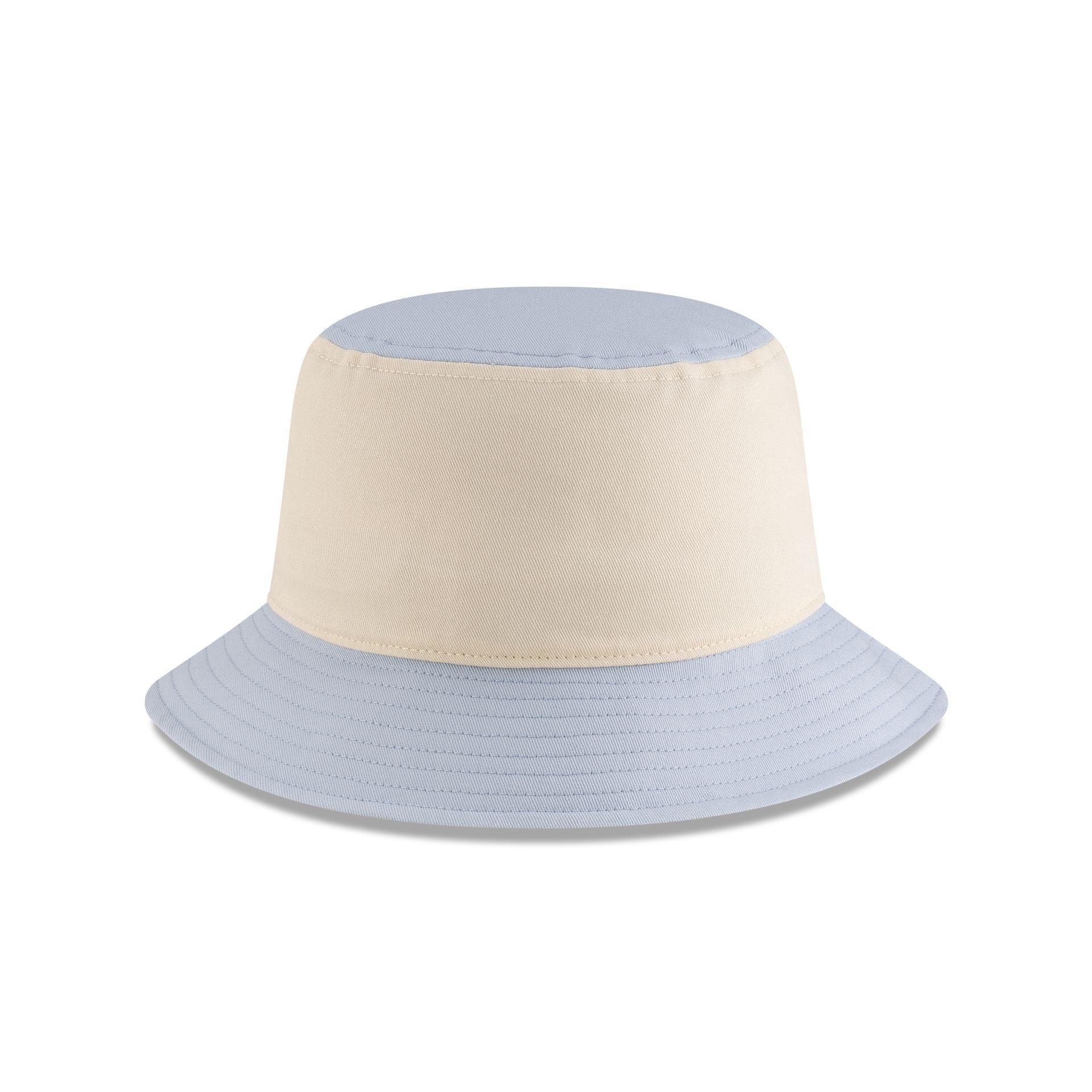 Oracle Red Bull Racing Light Cream Bucket Hat Male Product Image