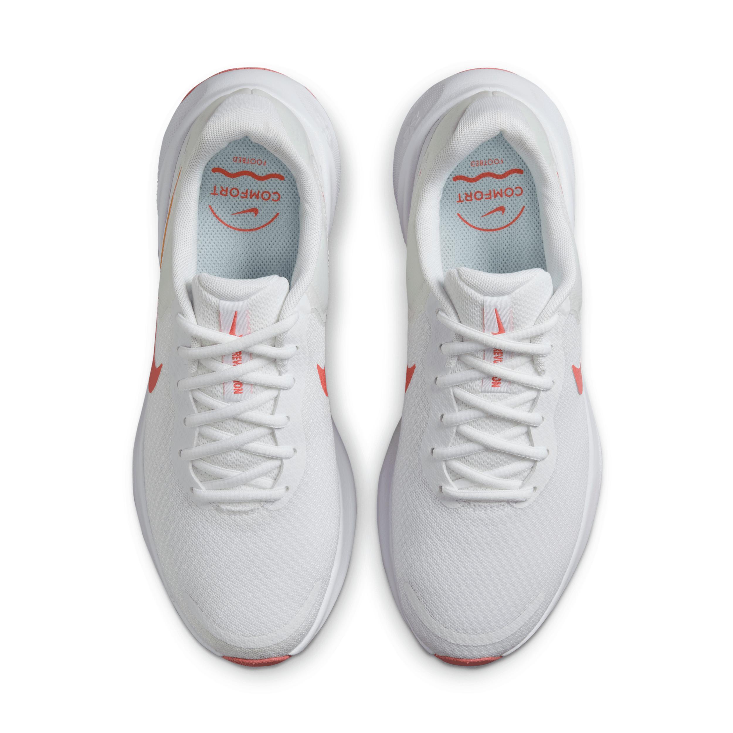 Nike MC Trainer 3 Women's Workout Shoes Product Image