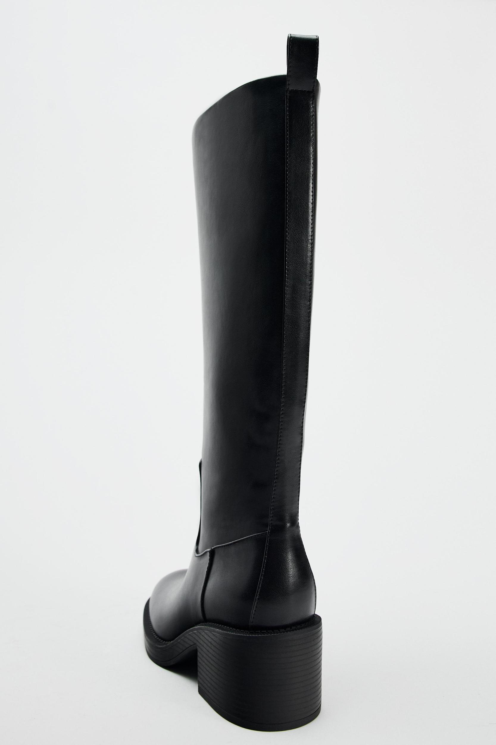 WIDE HEELED BOOTS Product Image