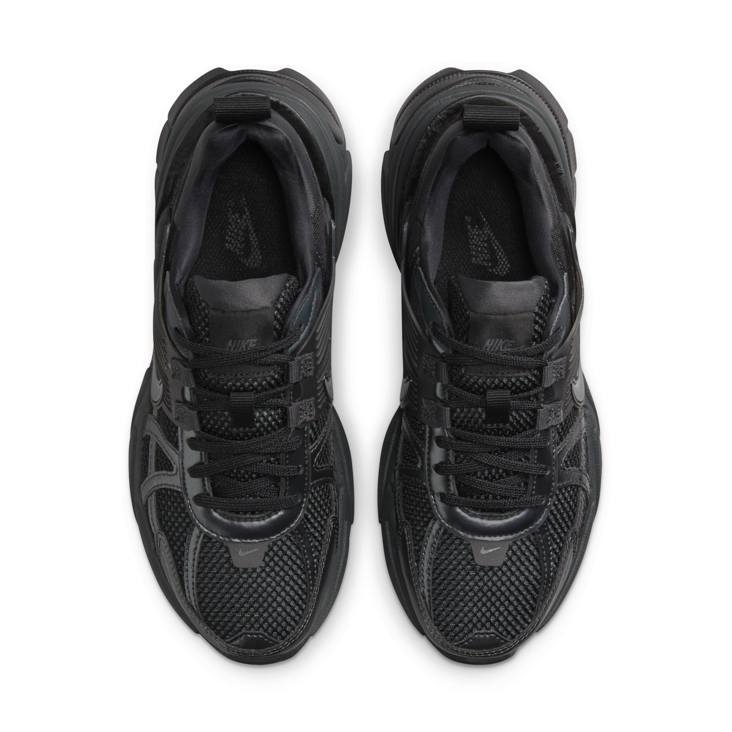 Nike Women's V2K Run Shoes Product Image