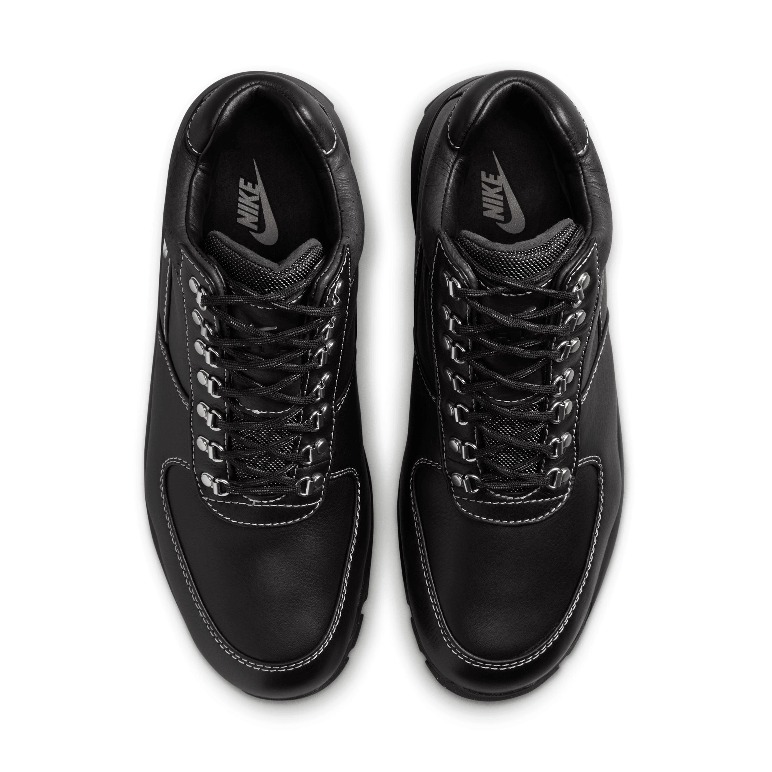 Nike Men's Air Max Goadome Premium Boots Product Image