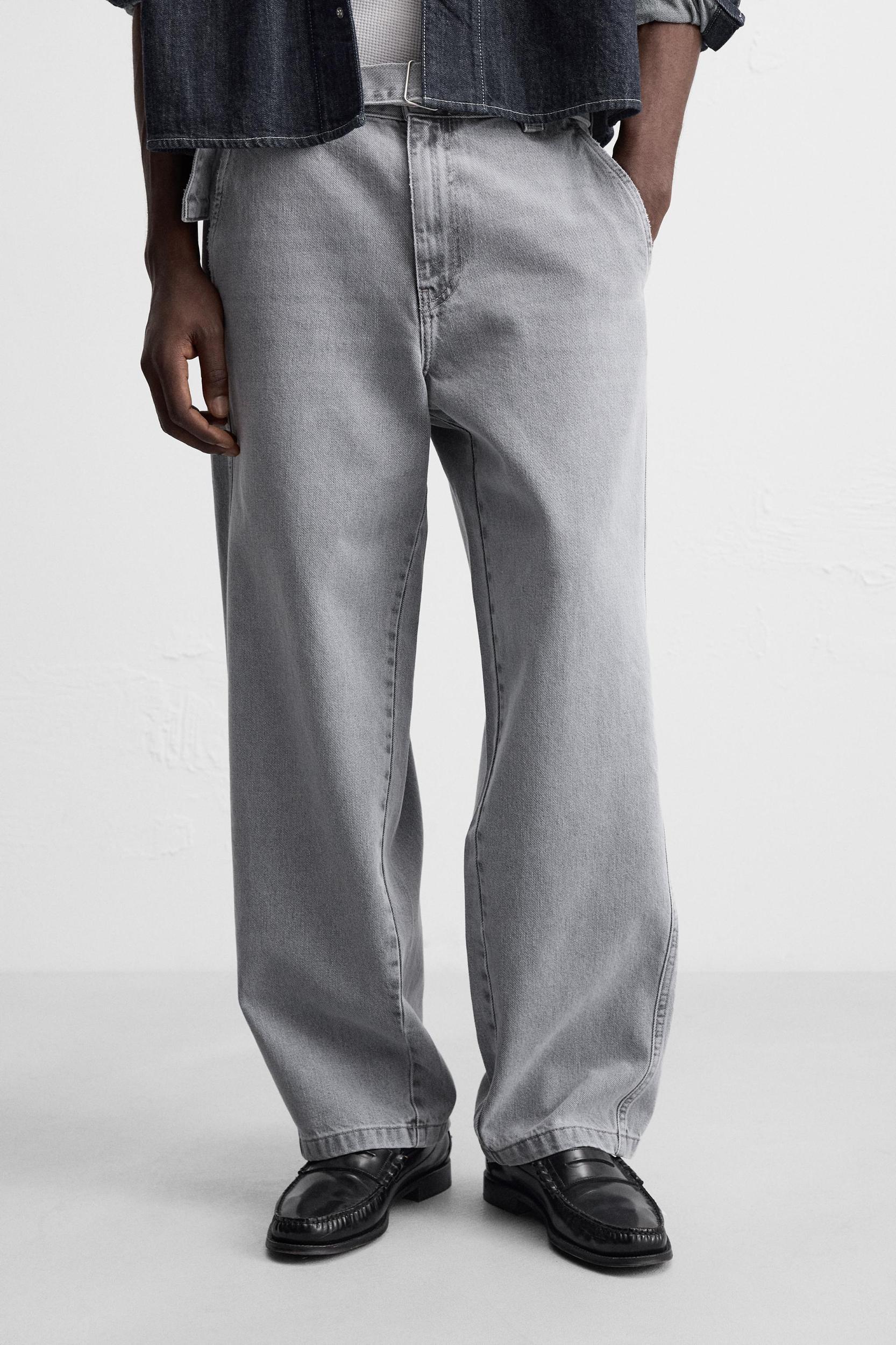 BELTED RELAXED FIT JEANS Product Image