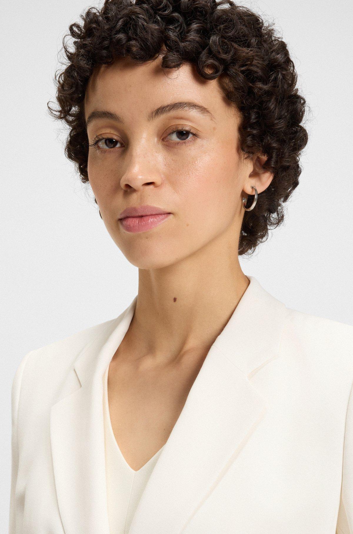 Slim-fit blazer with press-stud closure Product Image