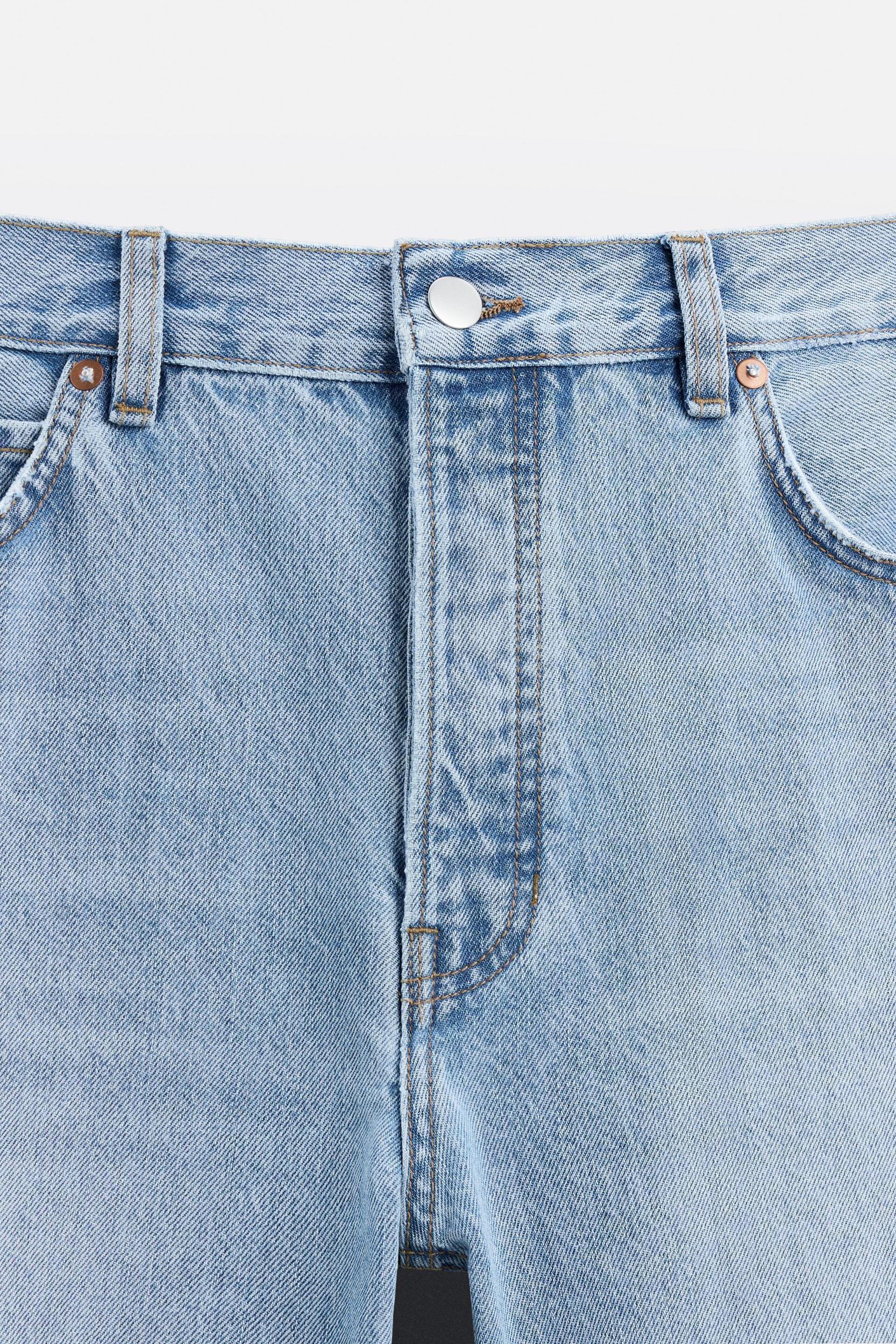 REGULAR STRAIGHT FIT JEANS Product Image