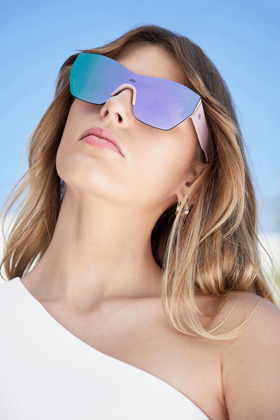 Chill Sunglasses - Black Product Image