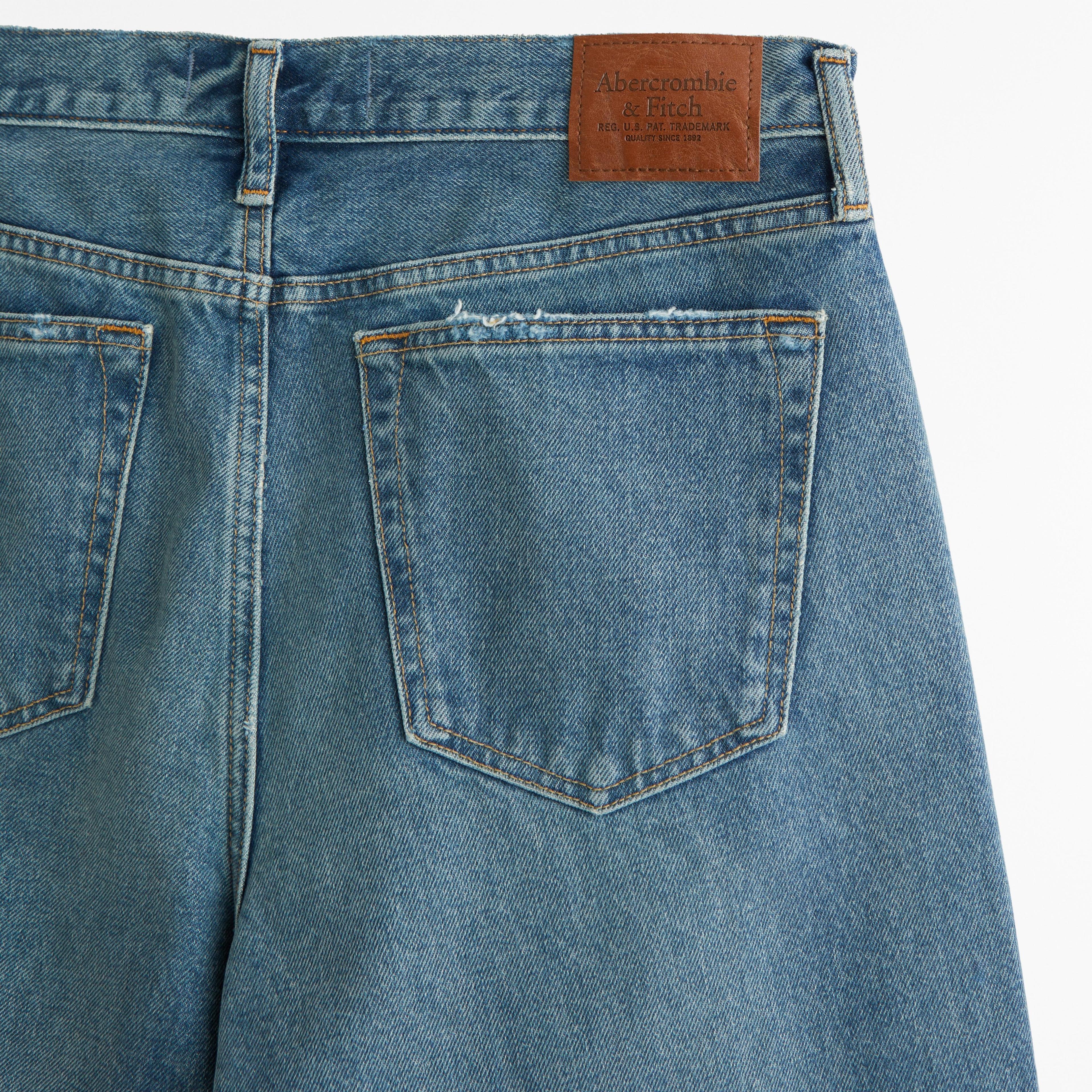 Baggy Jean Product Image