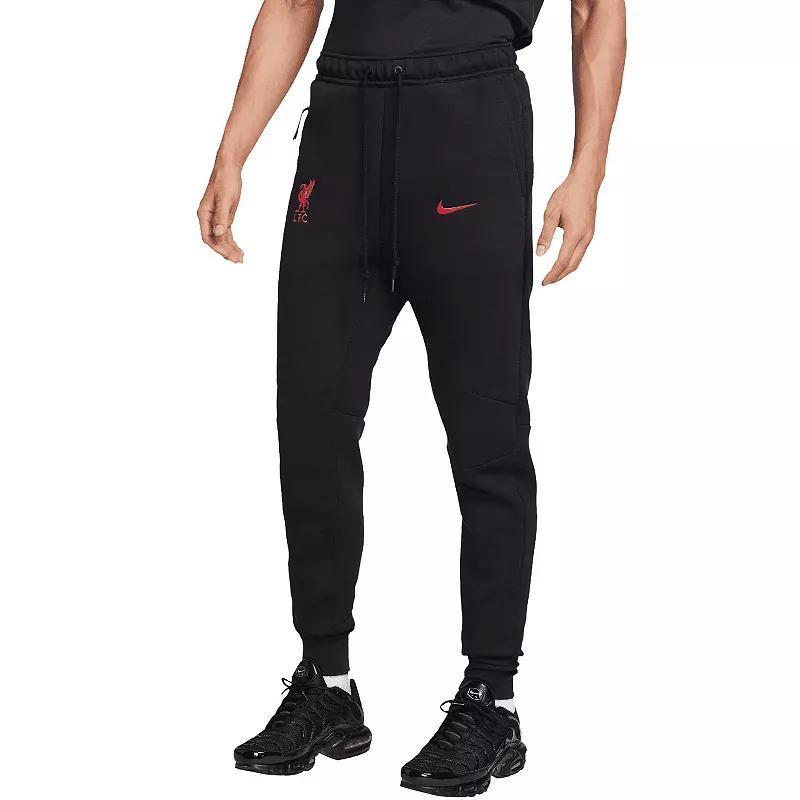 Liverpool FC Tech Fleece Men's Nike Soccer Joggers Product Image