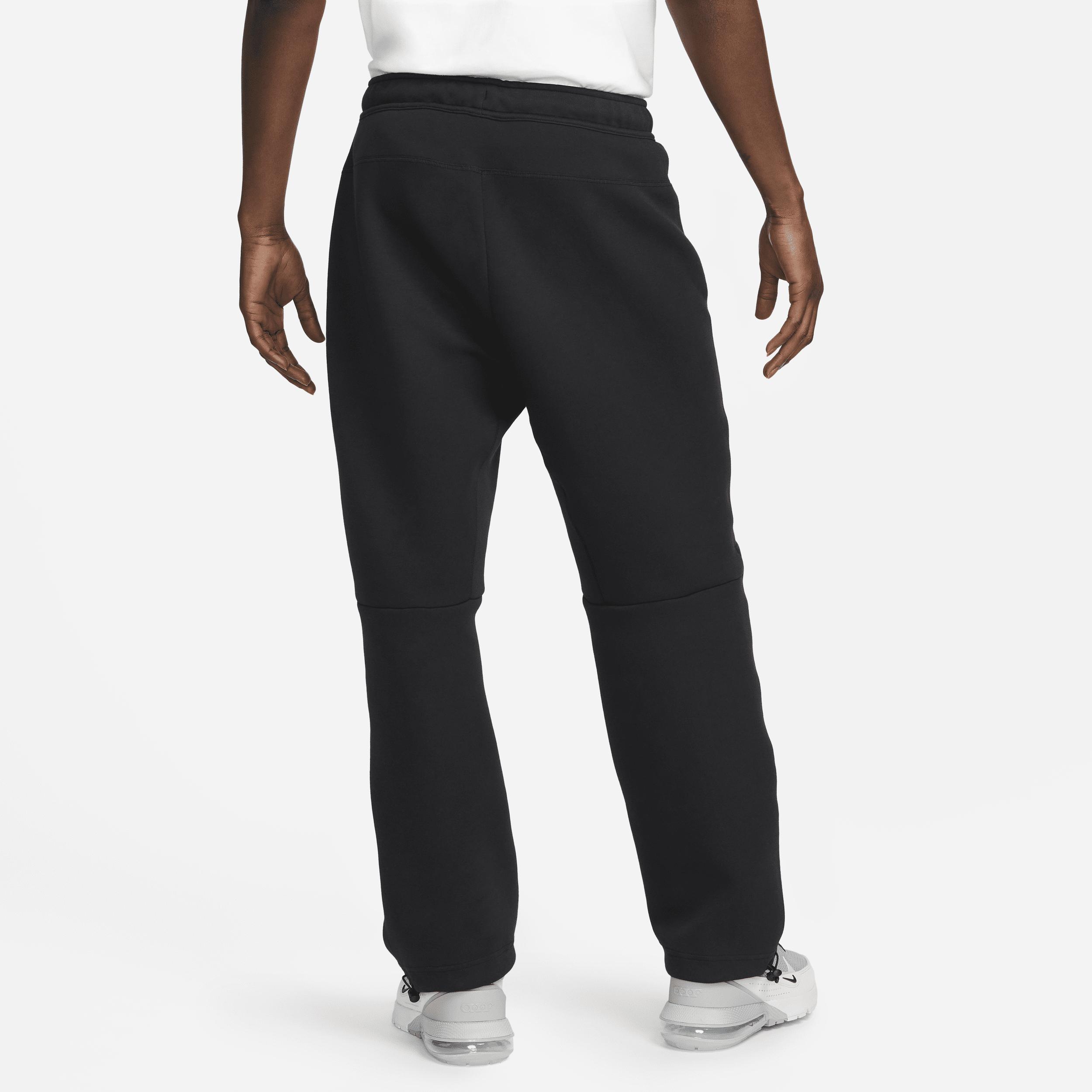 Nike Tech Fleece joggers in black Product Image