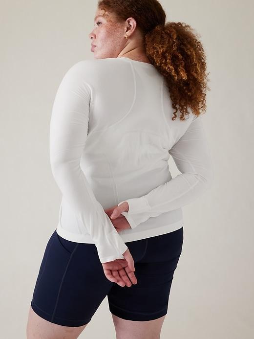 Momentum Seamless Top Product Image