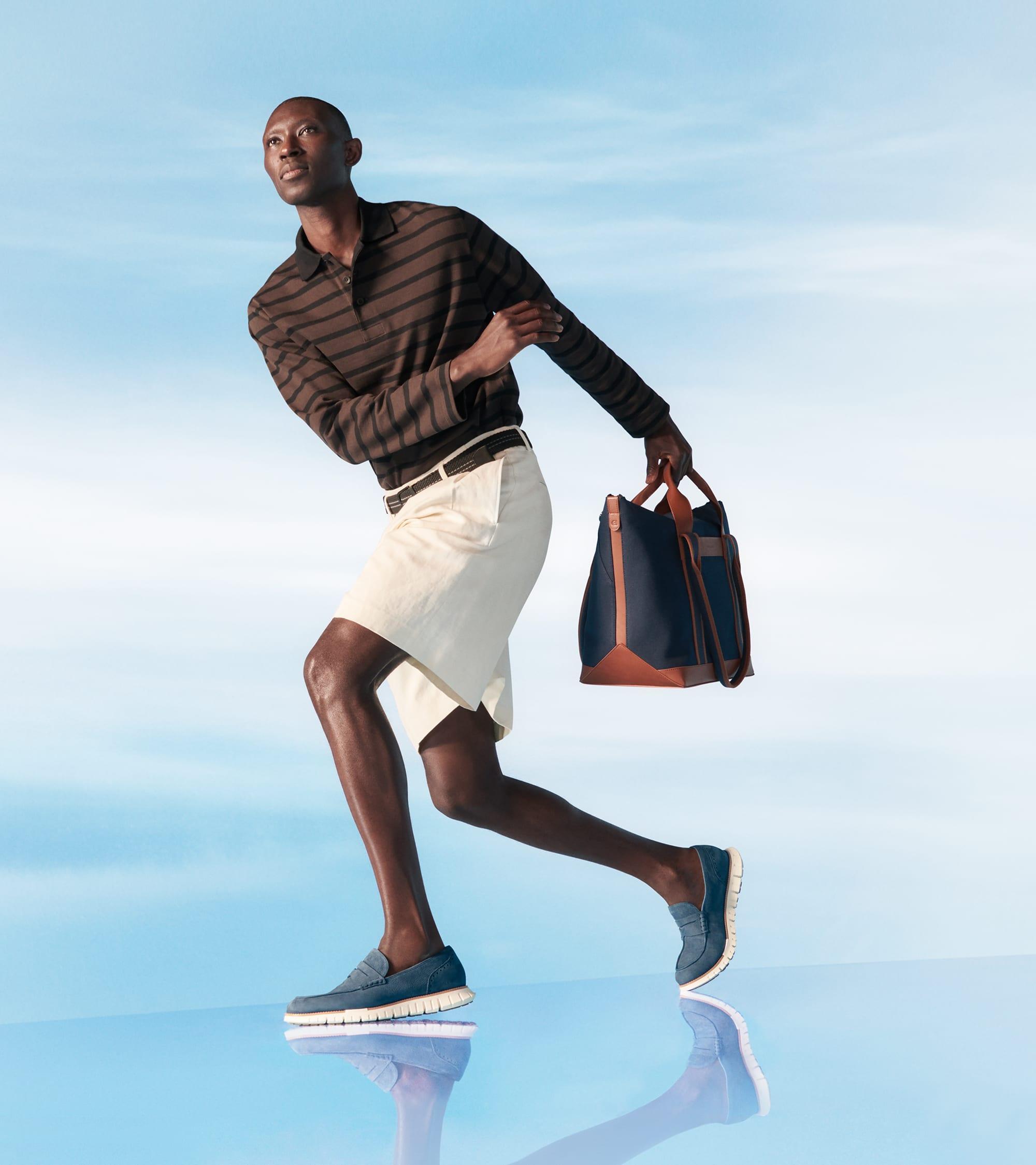 Men's Central Sling Bag Product Image