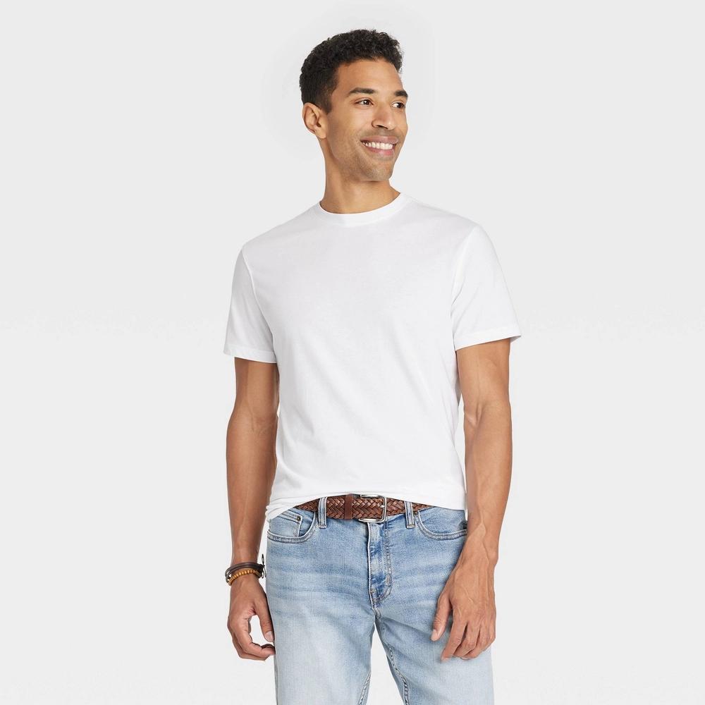 Mens Every Wear Short Sleeve T-Shirt - Goodfellow & Co White M Product Image