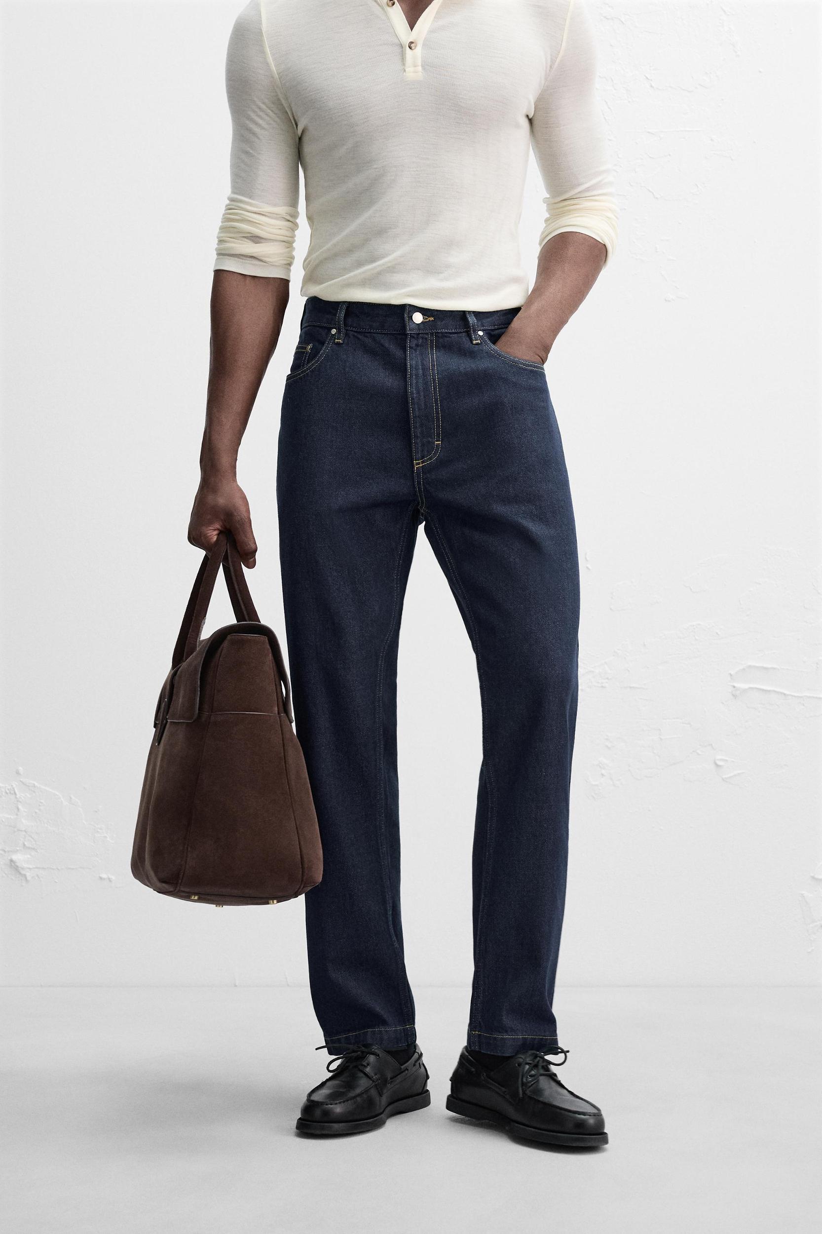 STRAIGHT FIT JEANS Product Image