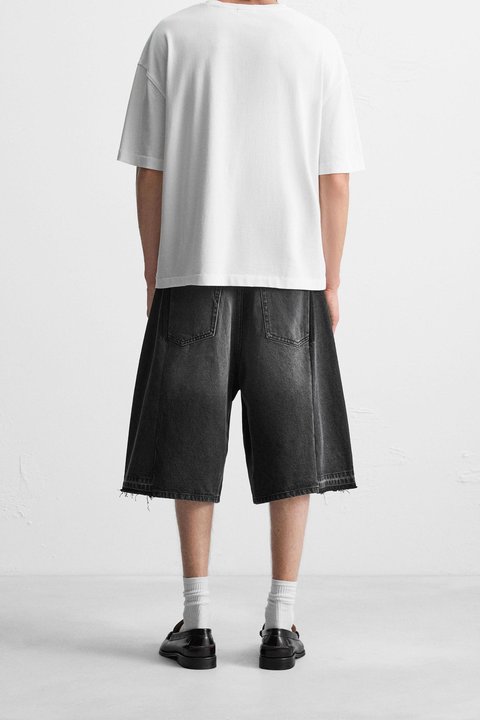 BAGGY FIT DENIM SHORTS Product Image