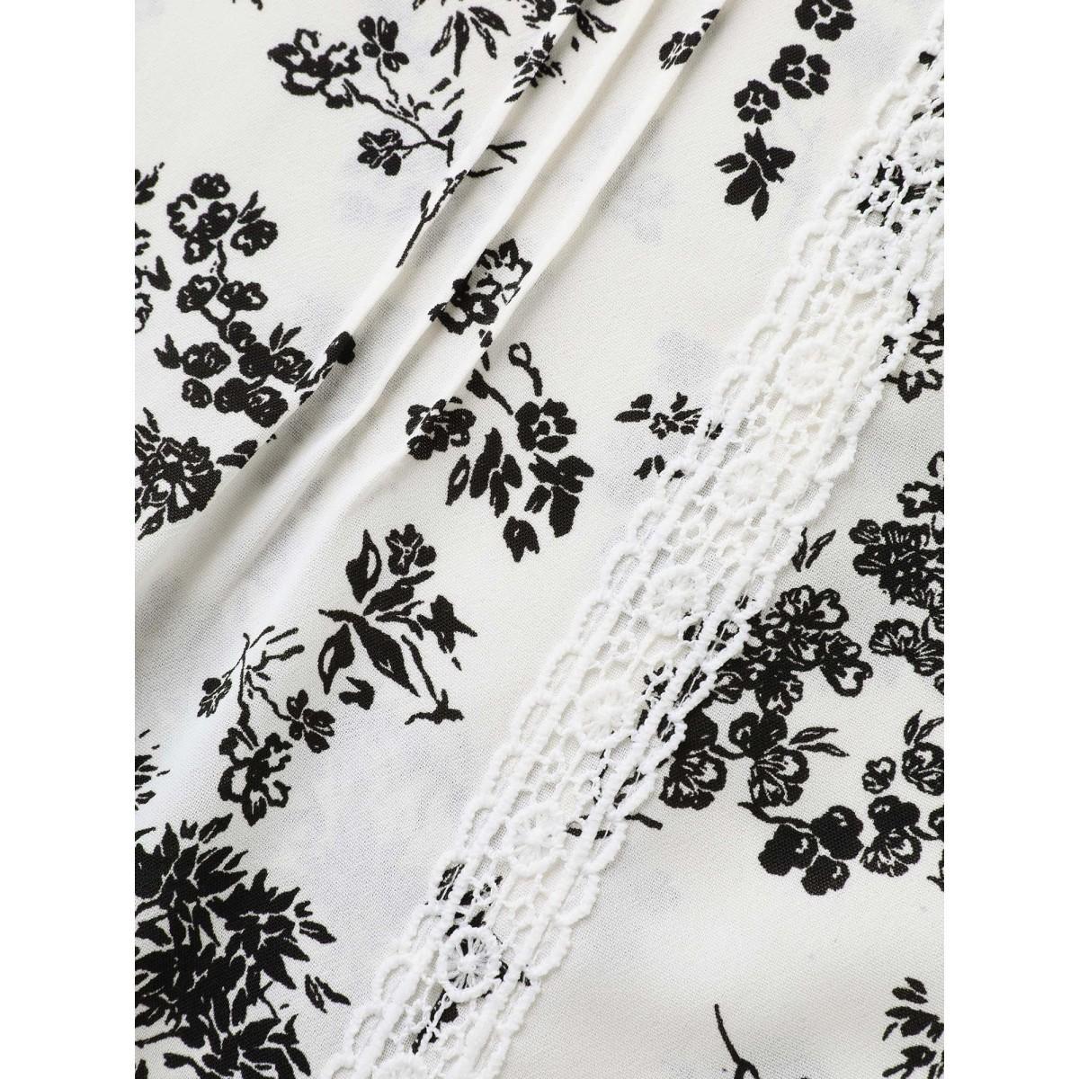 Plus Size Originalwhite Floral Print Plicated Detail Blouse Women Romantic Elbow-length sleeve Notched collar Elegant Blouses BloomChic 26/4X Product Image